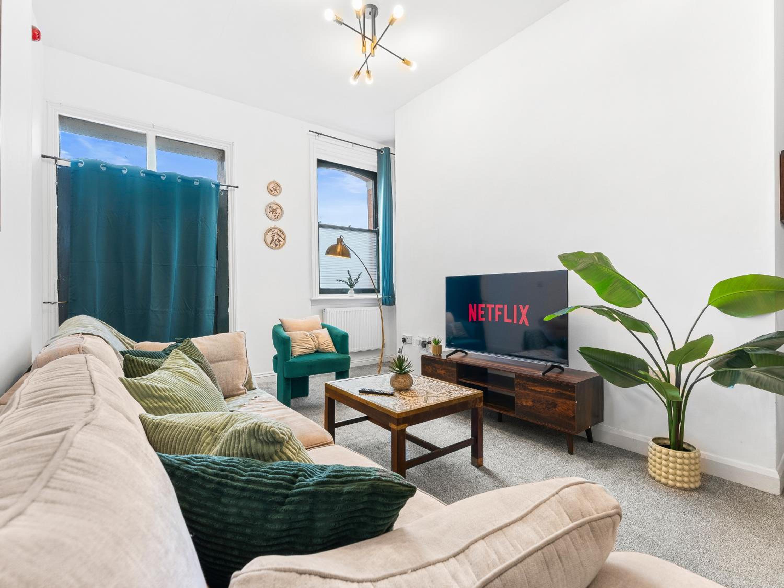 The Gilder, Cozy 2 Bedroom Apartment