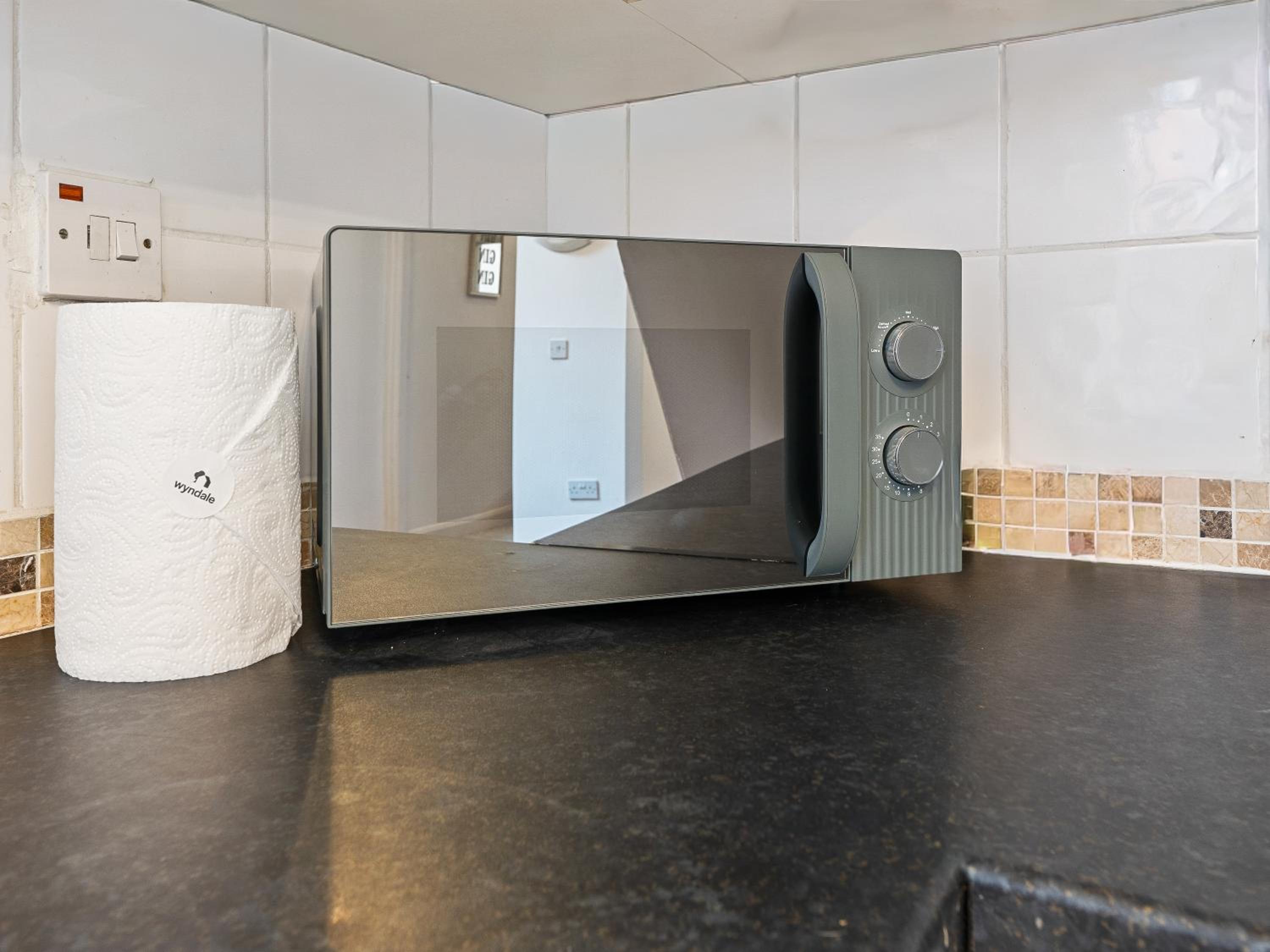 The Gilder, Cozy 2 Bedroom Apartment