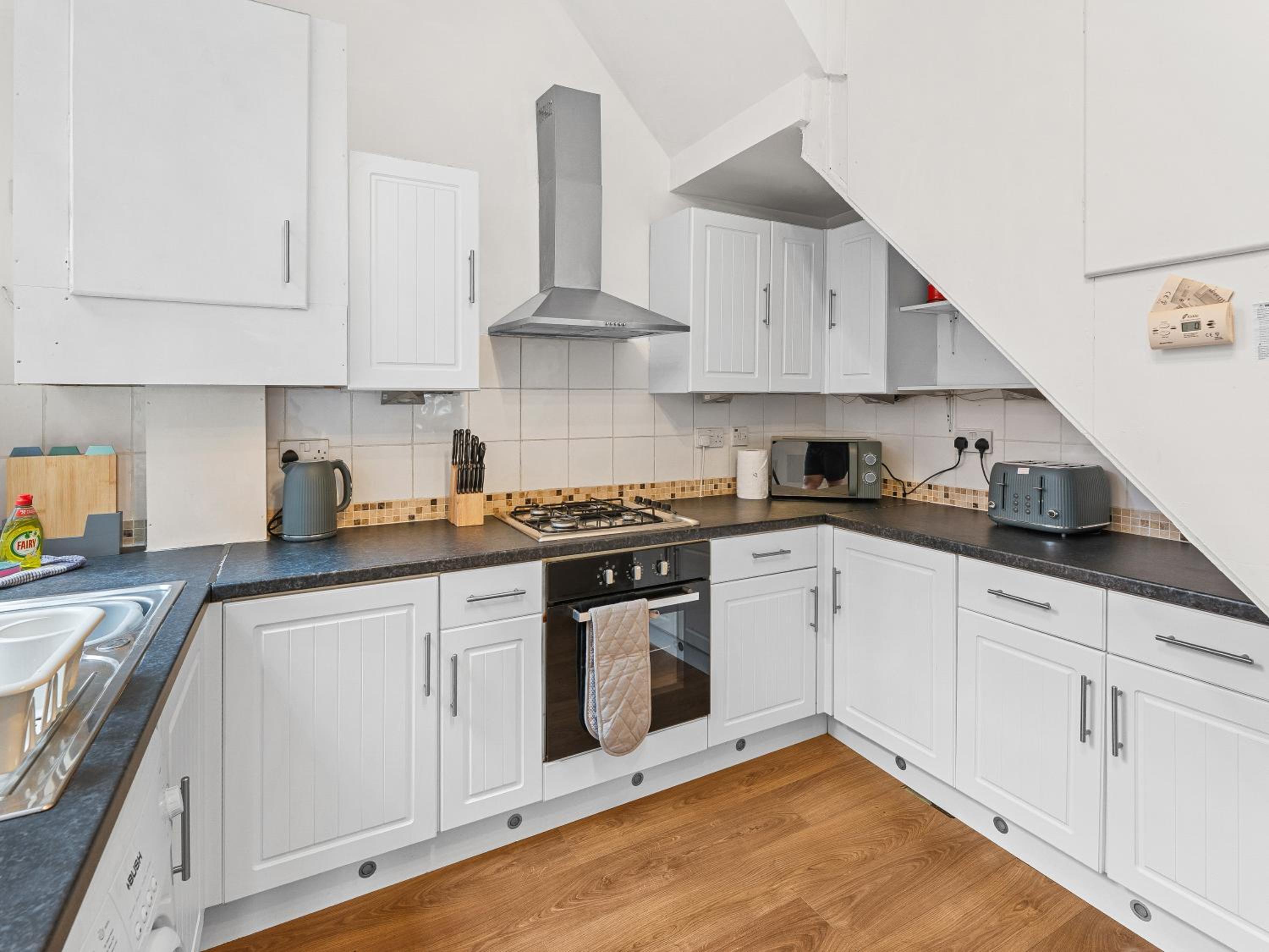 The Gilder, Cozy 2 Bedroom Apartment