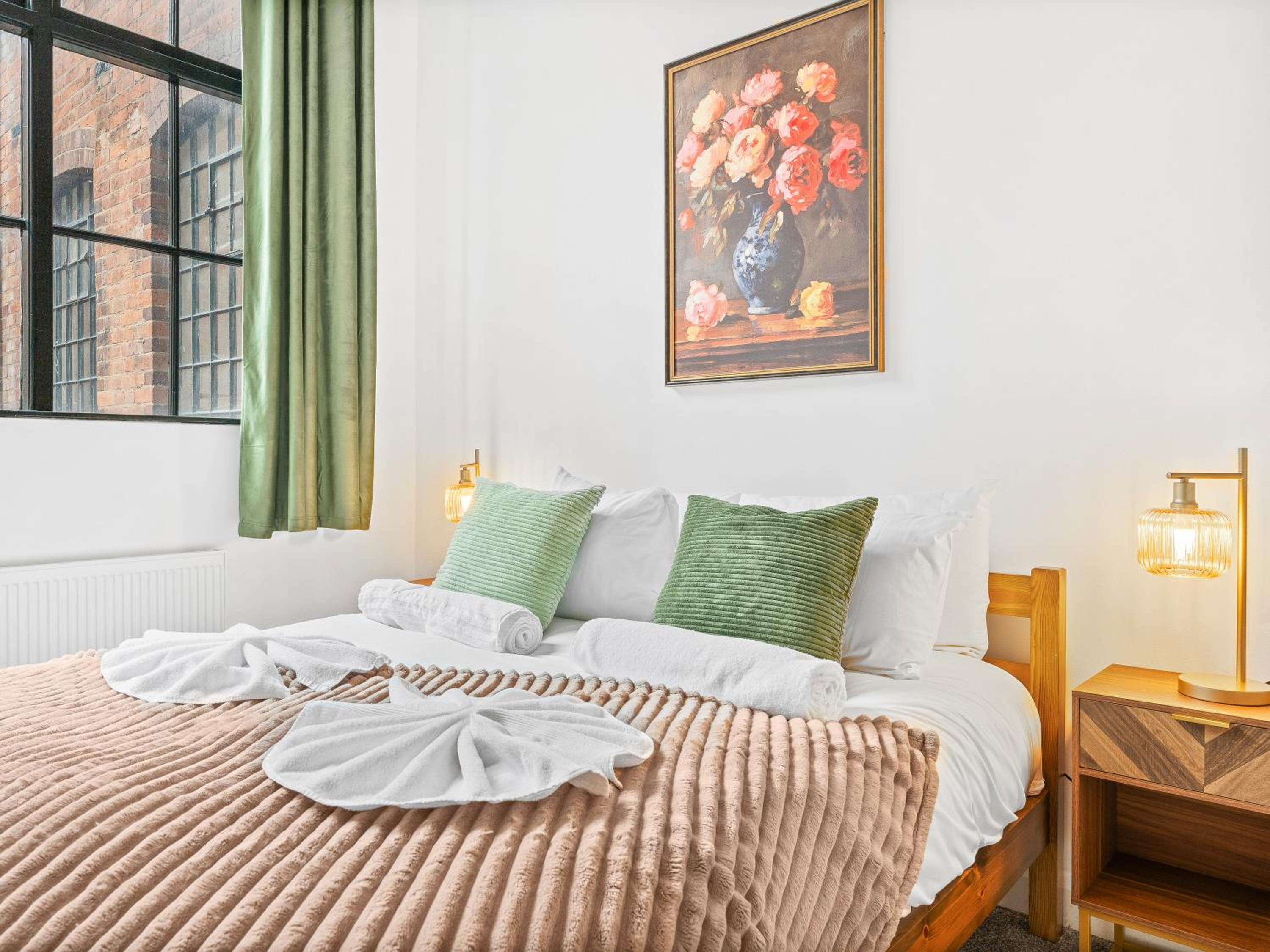 The Gilder, Cozy 2 Bedroom Apartment