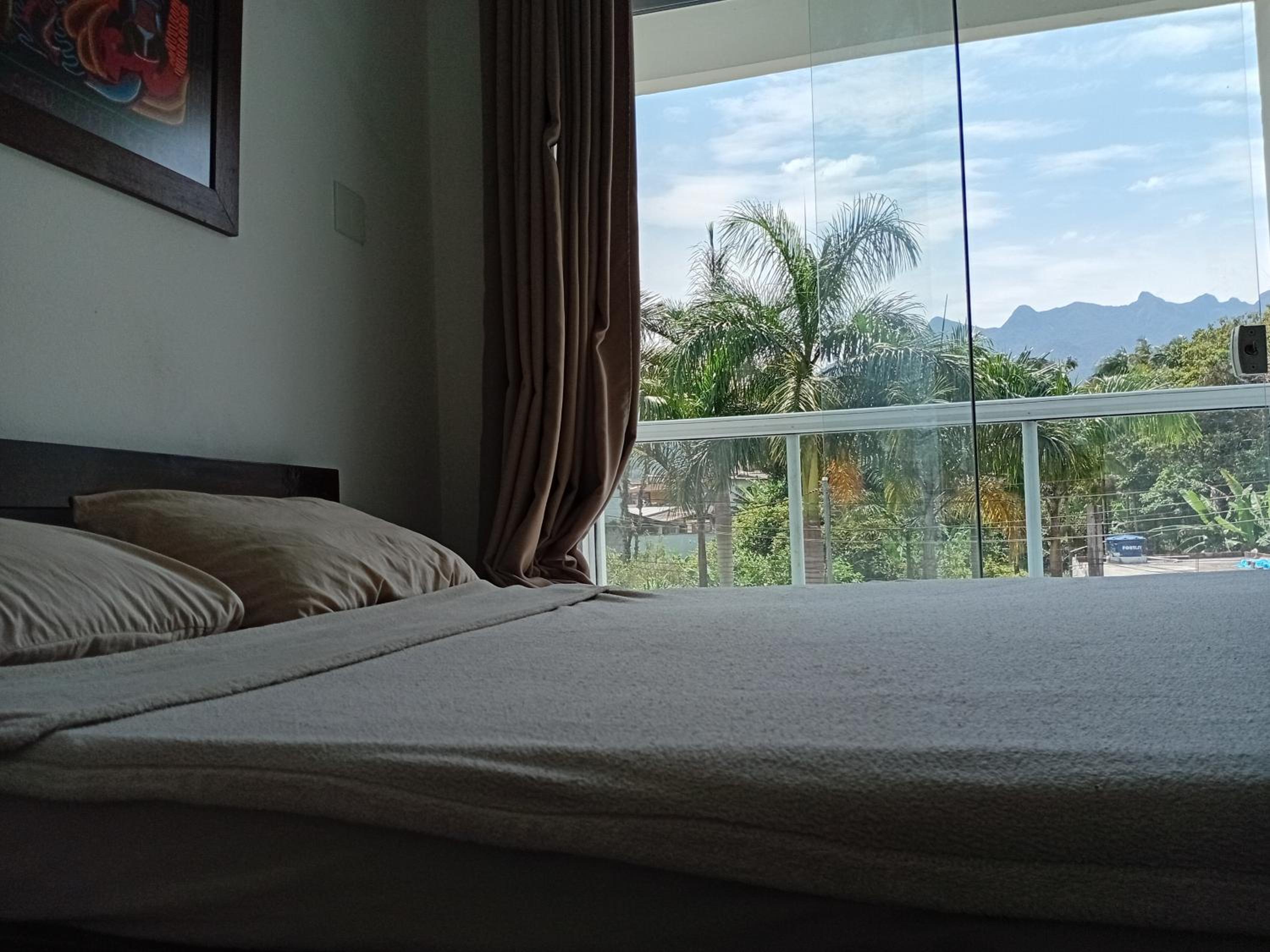 Casa com Ar Condicionado e Wifi 5G no Parque Mambucaba Na entrada do bairro