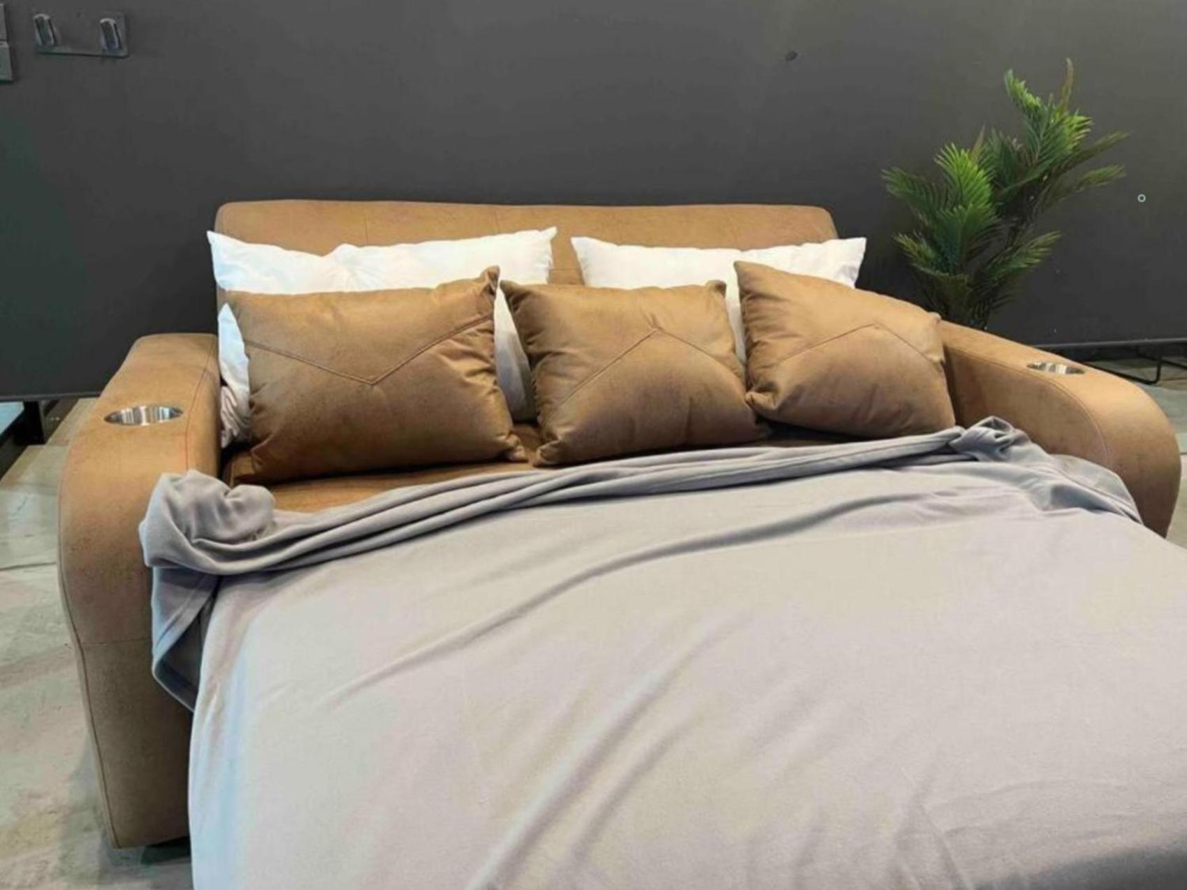 SelfCheckIn TownHome in Charoen Nakhorn 60 near BTS Iconsiam Asiatique and Chaophraya River Maximum 4 Guests