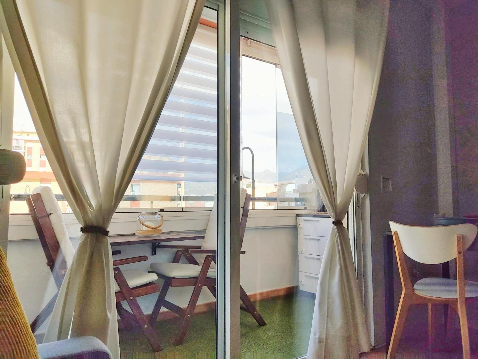 Apartamento nuevo con parking y piscina gratis