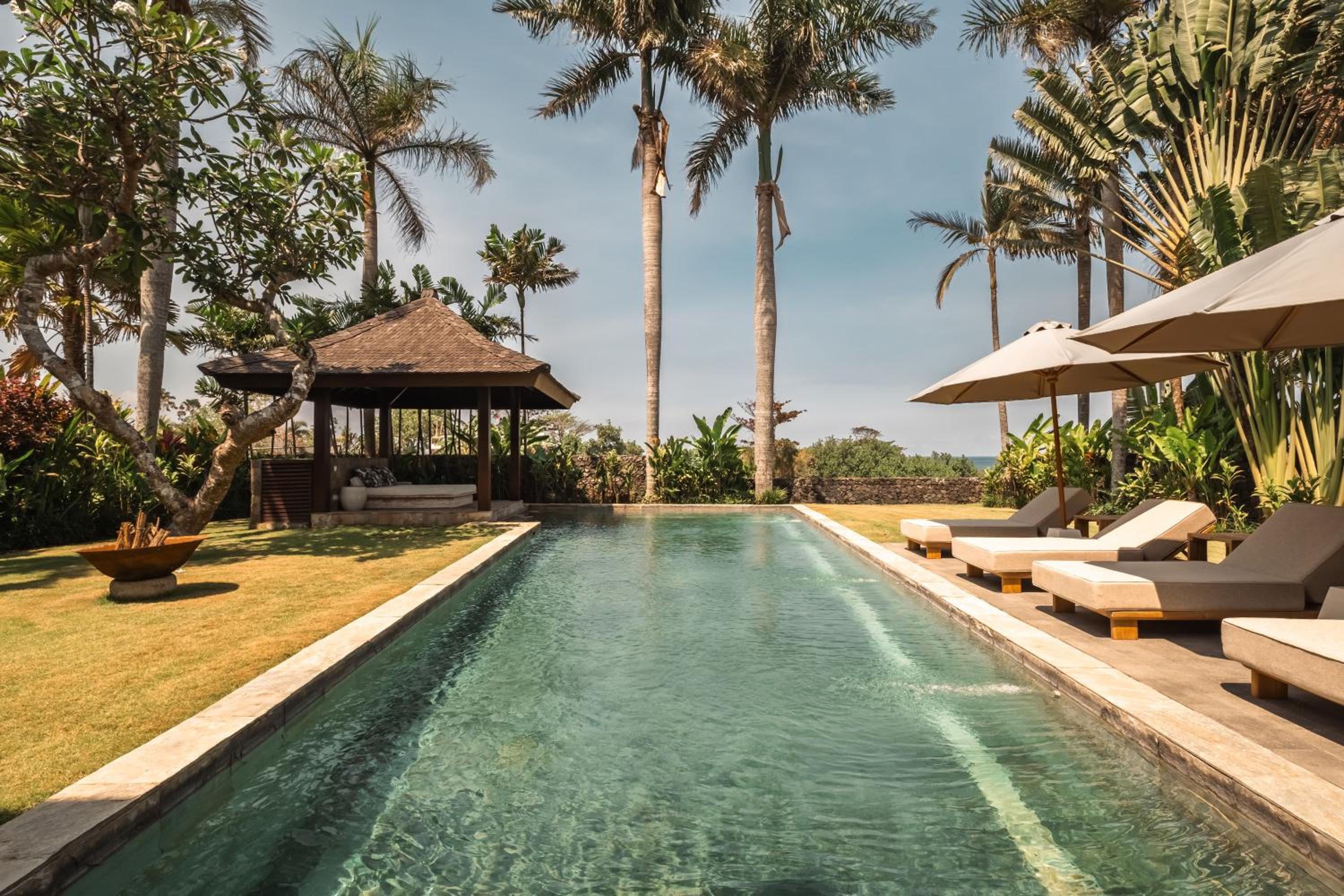 Oceanfront Luxury Villa in Beraban with Private Pool