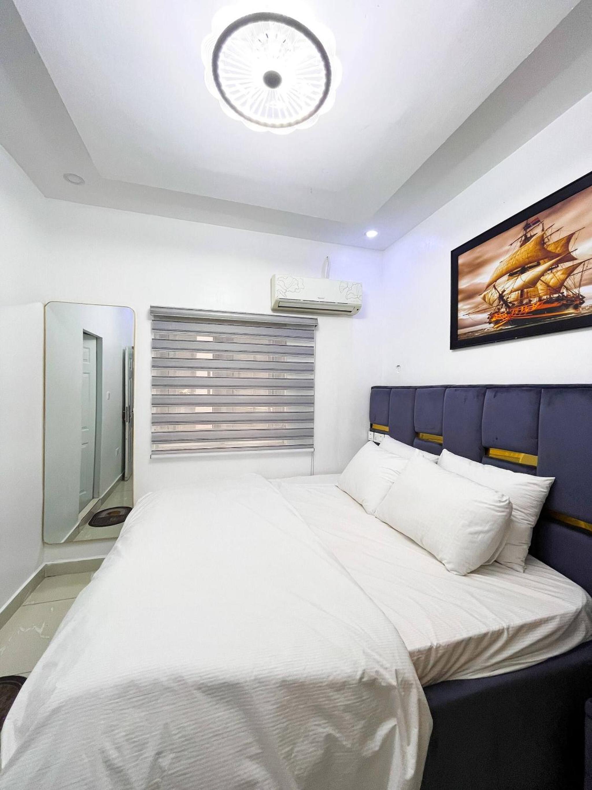 Luxurious 3BR Apartment 247 Power City views
