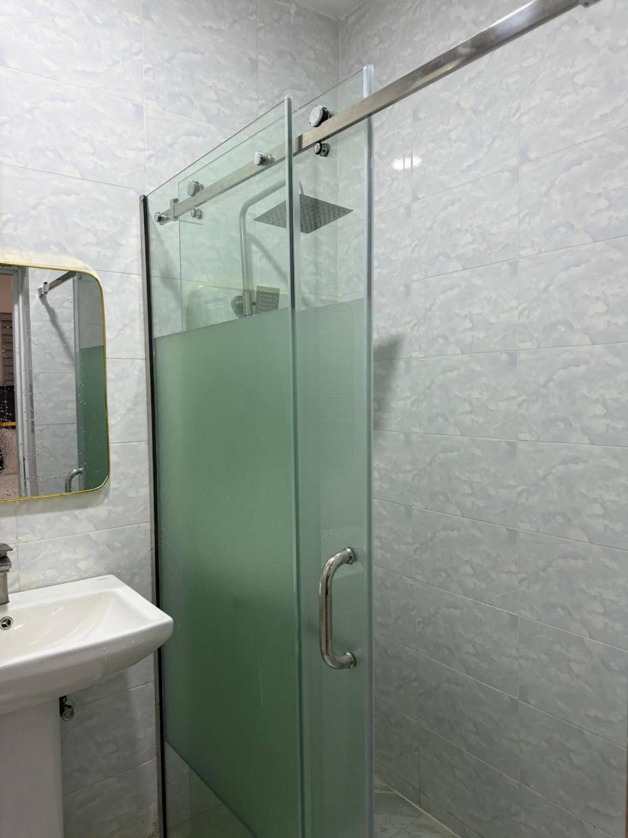 Luxurious 3BR Apartment 247 Power City views