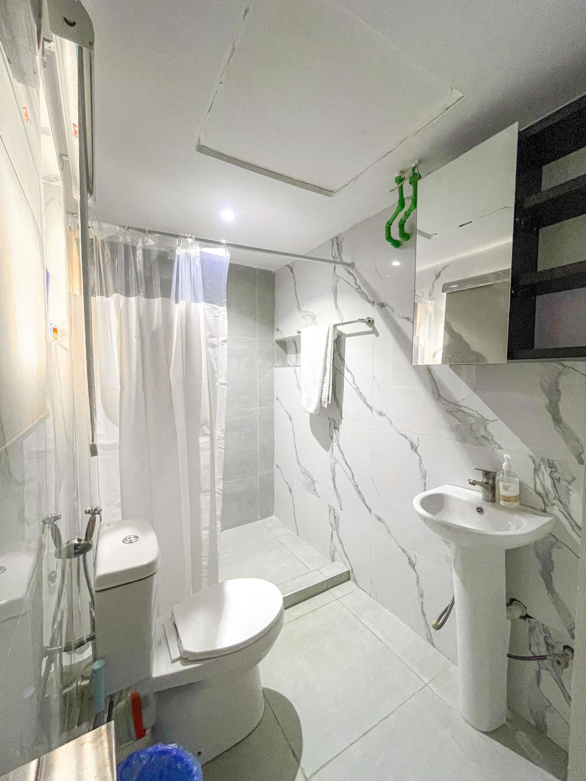Luxurious Abuja Apartment with Private Entrance Central AC