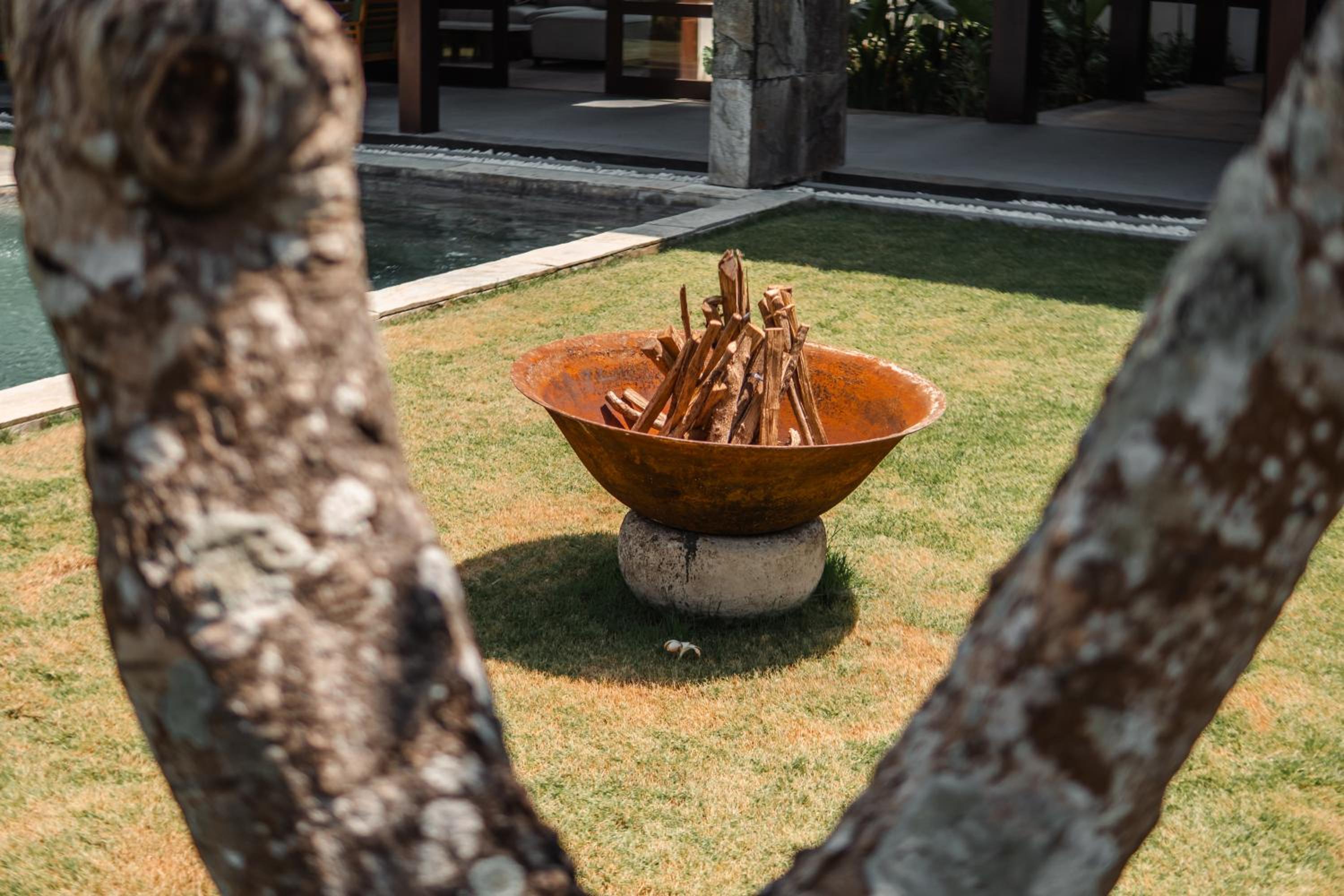 Oceanfront Luxury Villa in Beraban with Private Pool