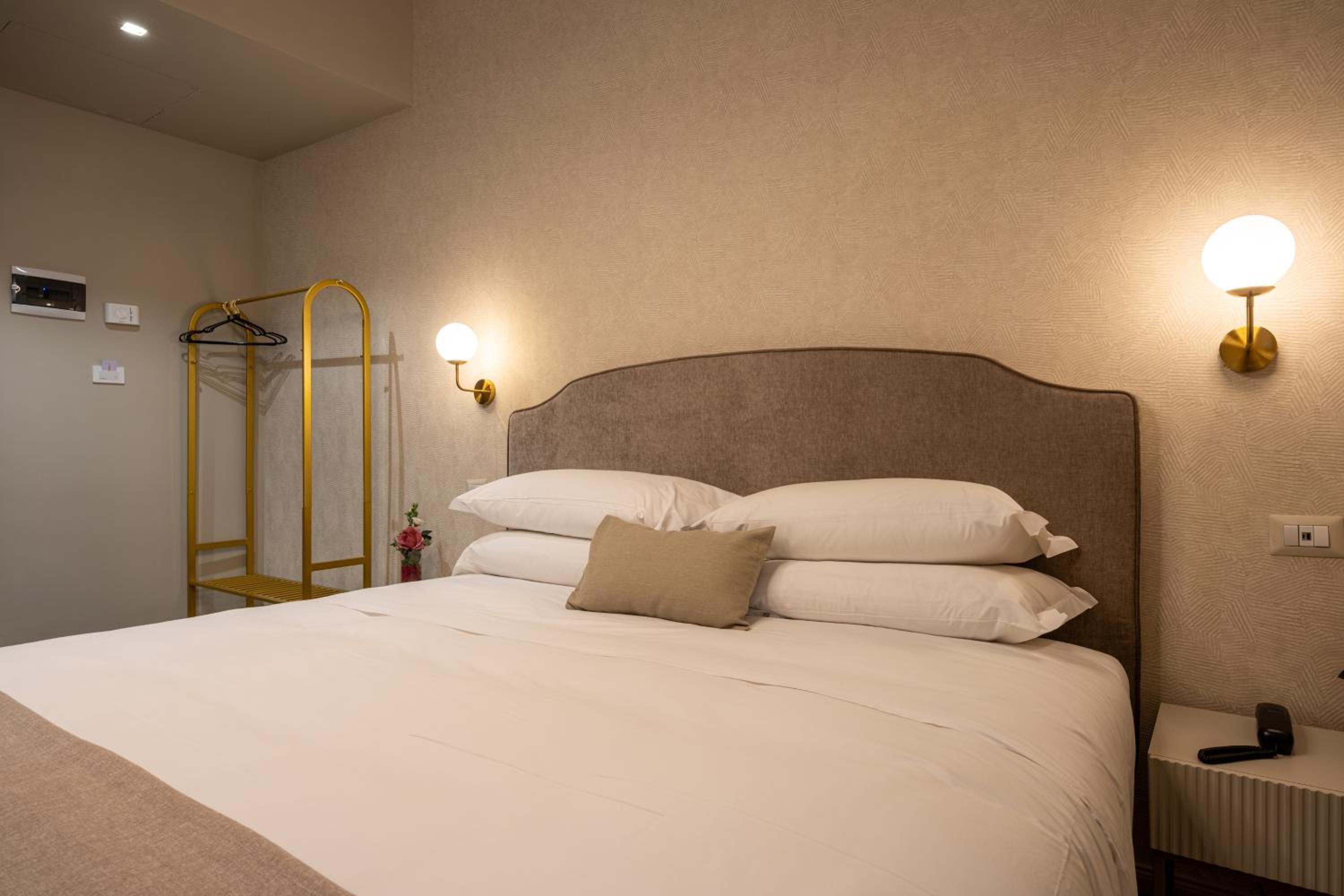 Roma suite hotel