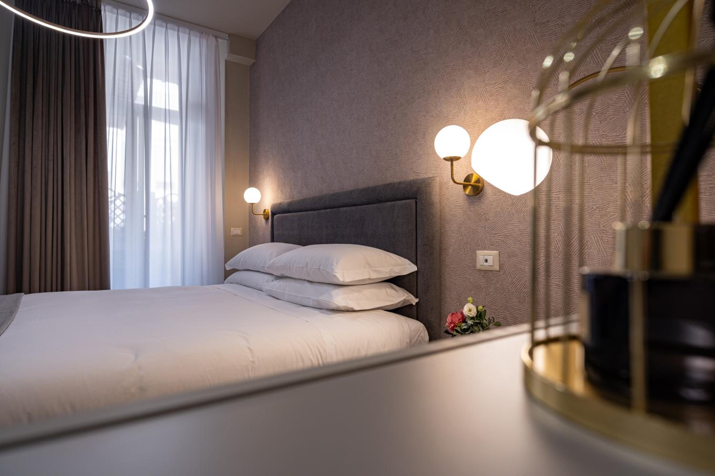 Roma suite hotel