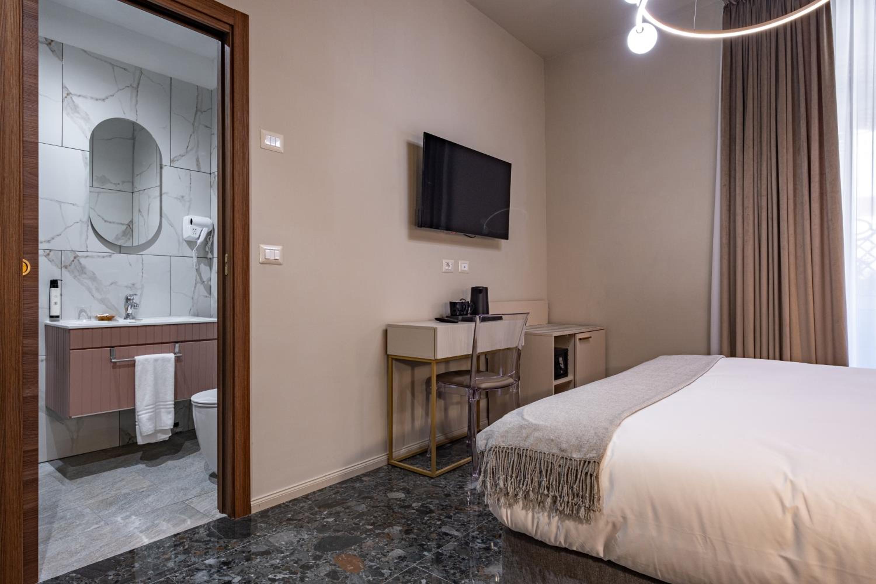 Roma suite hotel