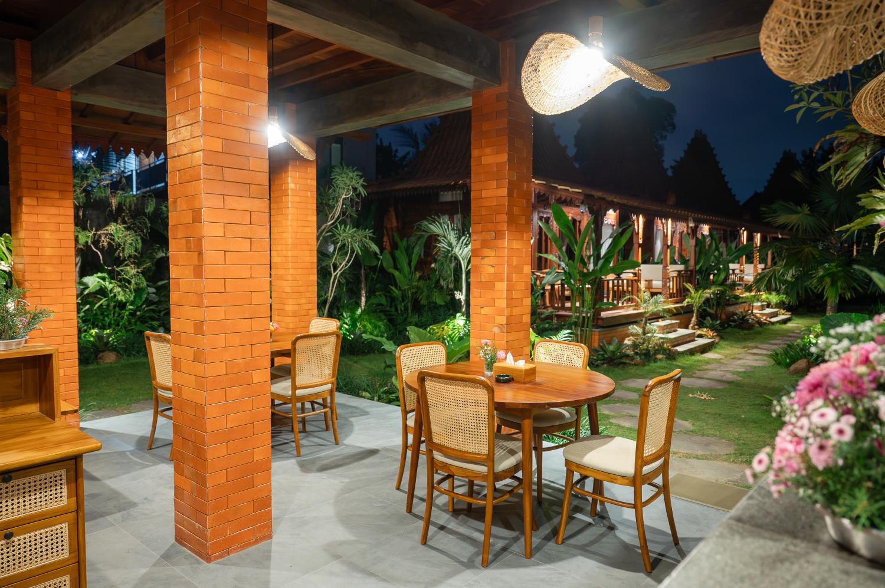 Uma Dewi Ubud Villas