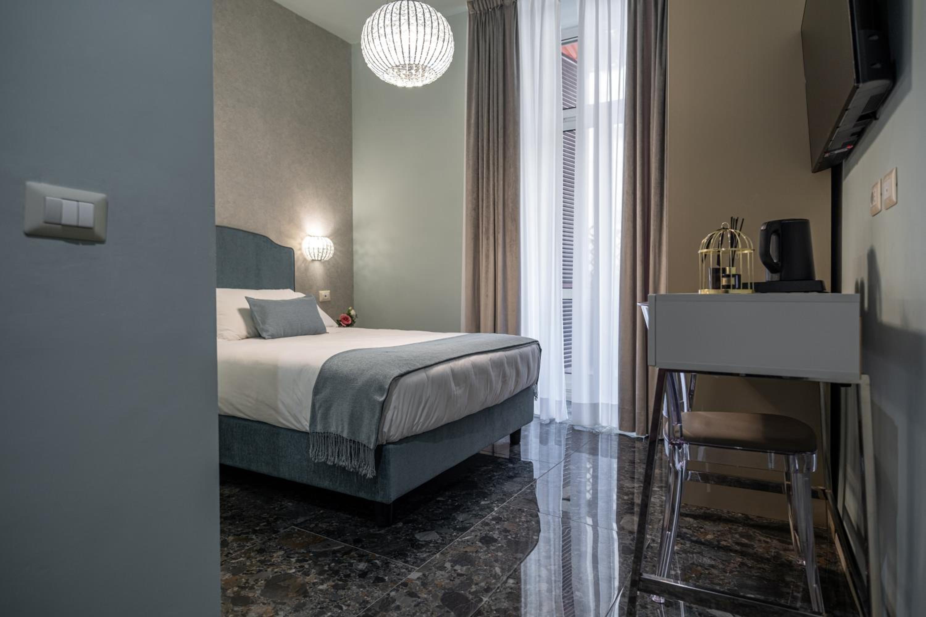 Roma suite hotel