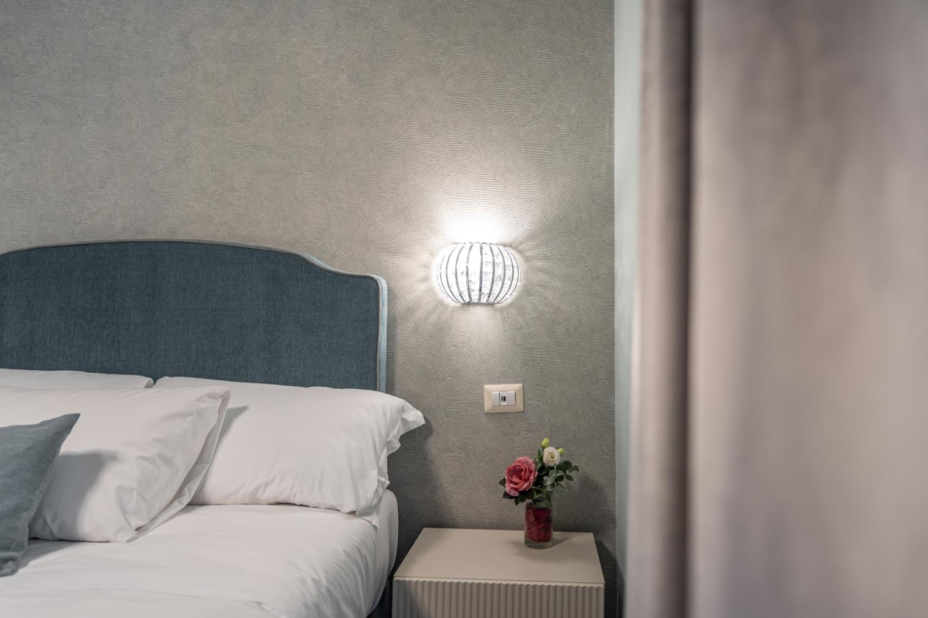 Roma suite hotel