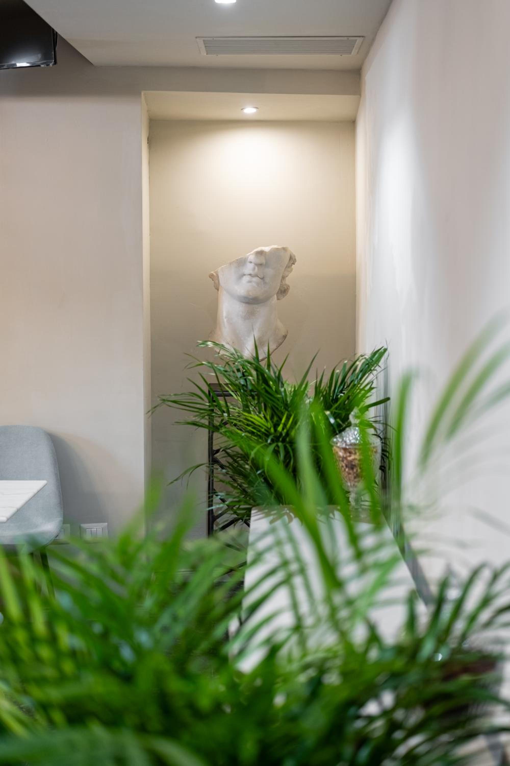 Roma suite hotel