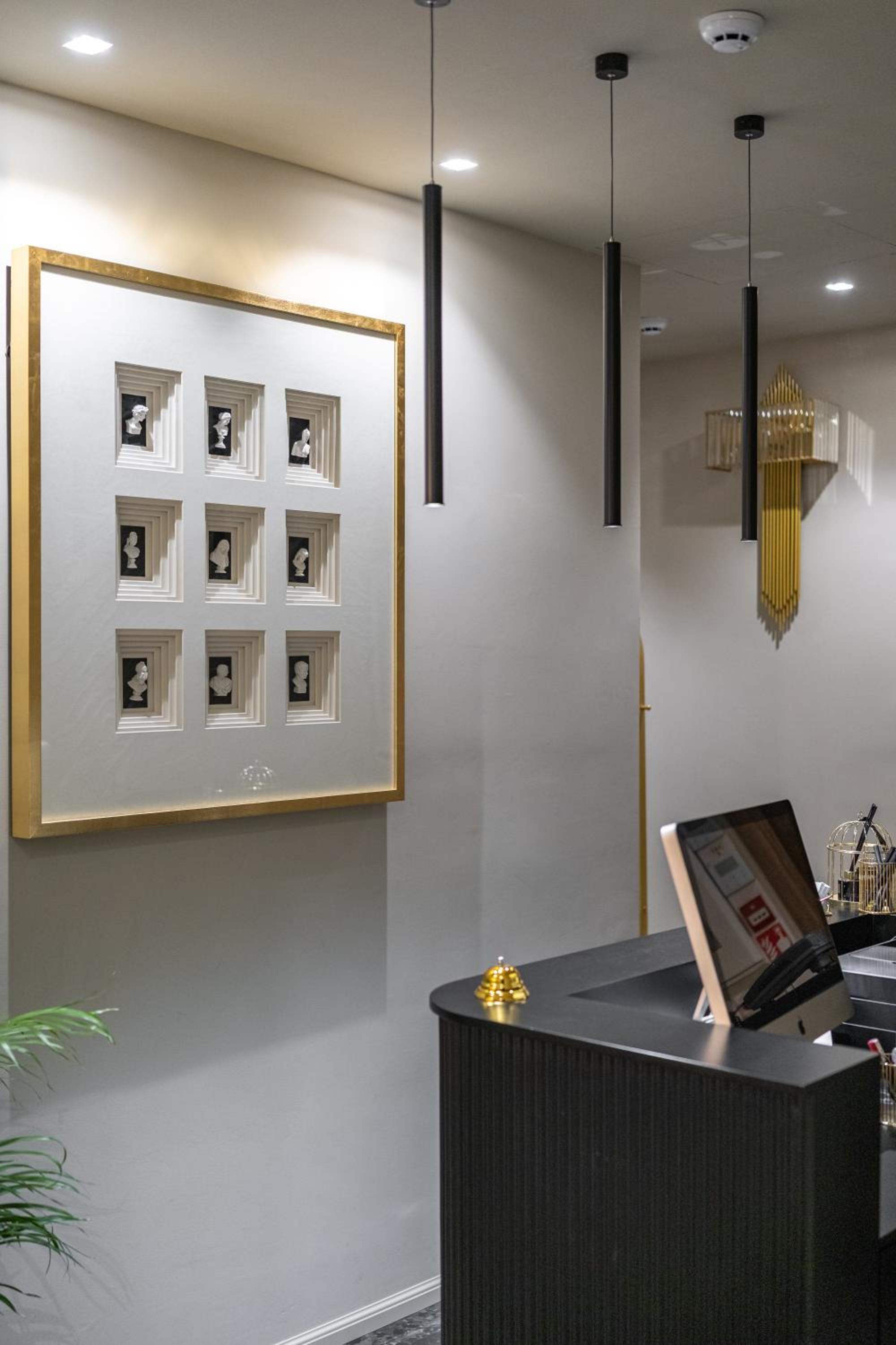 Roma suite hotel