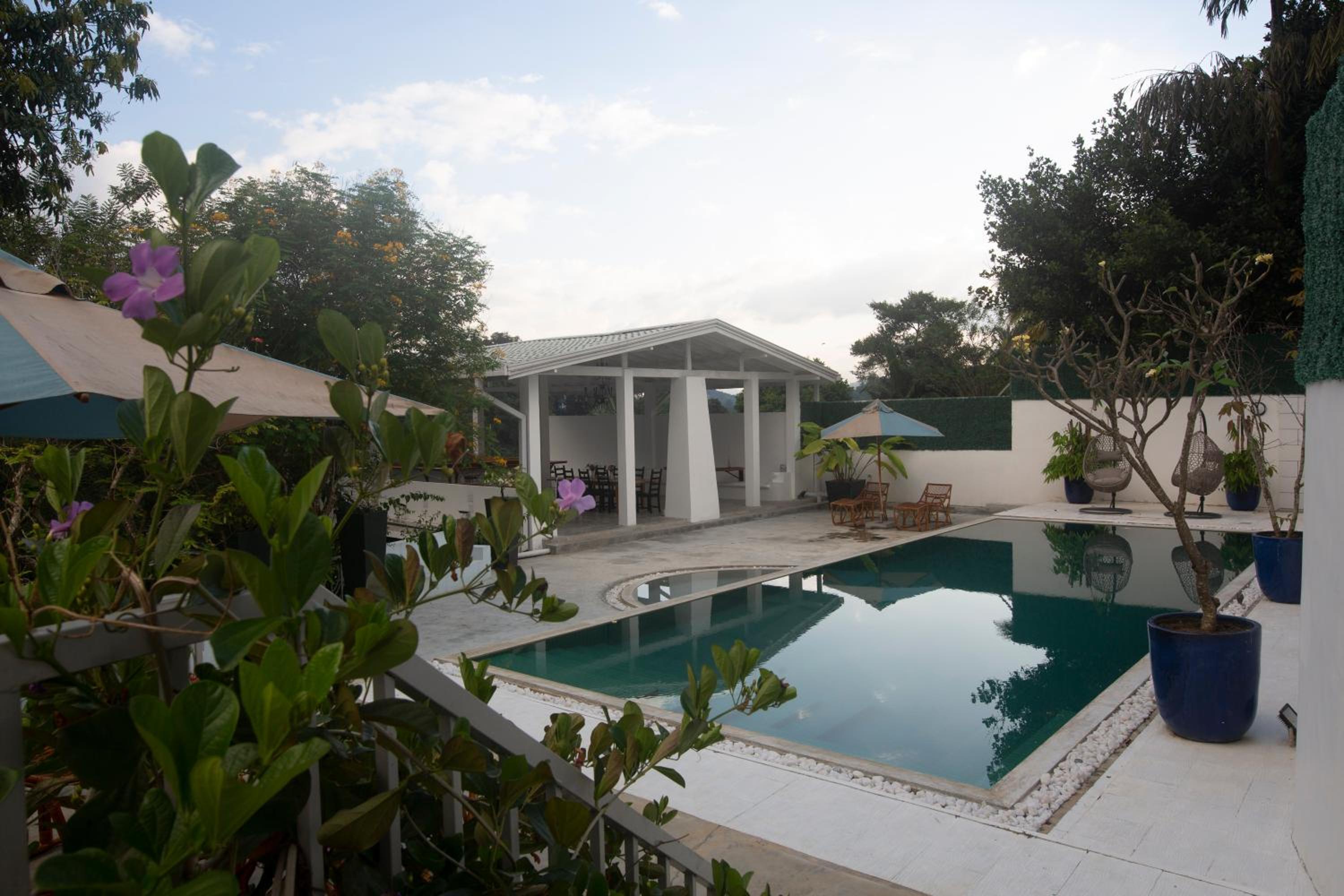 Hebron Gardens House