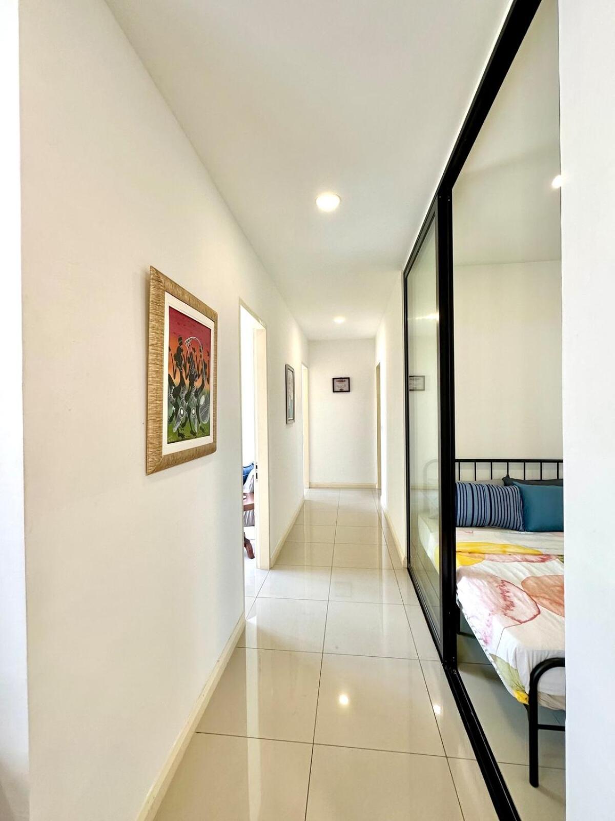 D'pristine 4 bedroom condo 1725 opposite Legoland and Medini mall