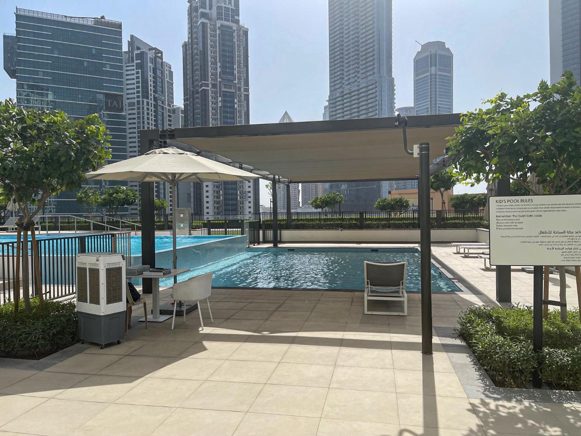 Luxury Two Bedroom Apartment with City & Pool View by Delujo Stays