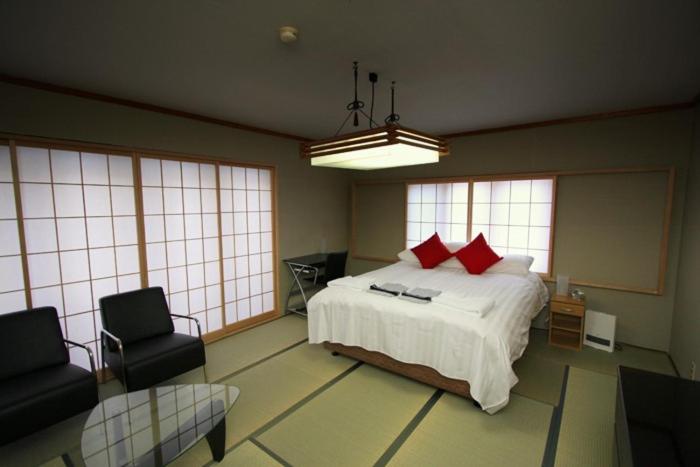 Double Black Hotel