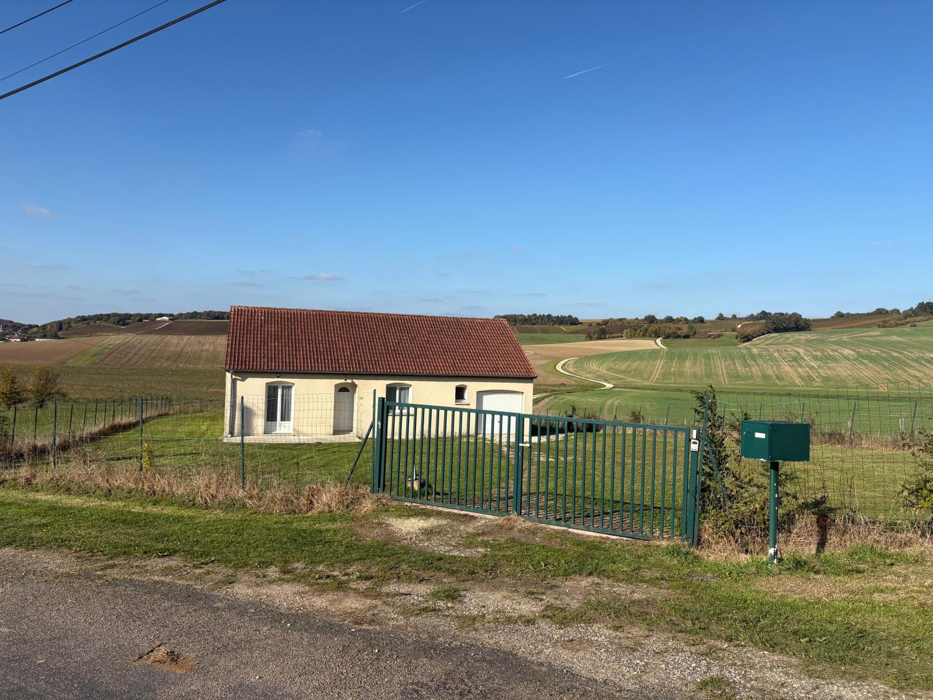 La petite maison 7 pers à 25 min de nigloland