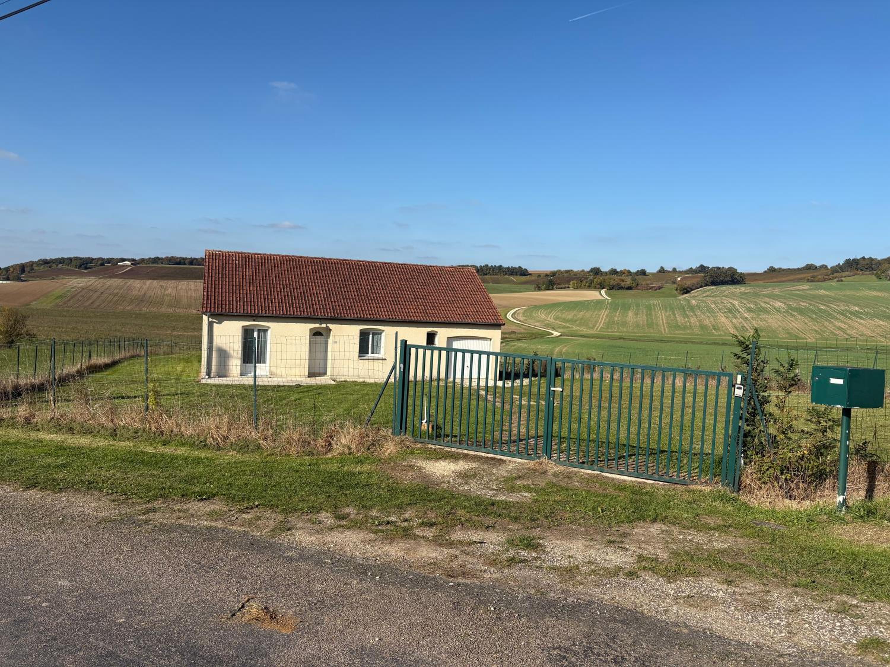 La petite maison 7 pers à 25 min de nigloland