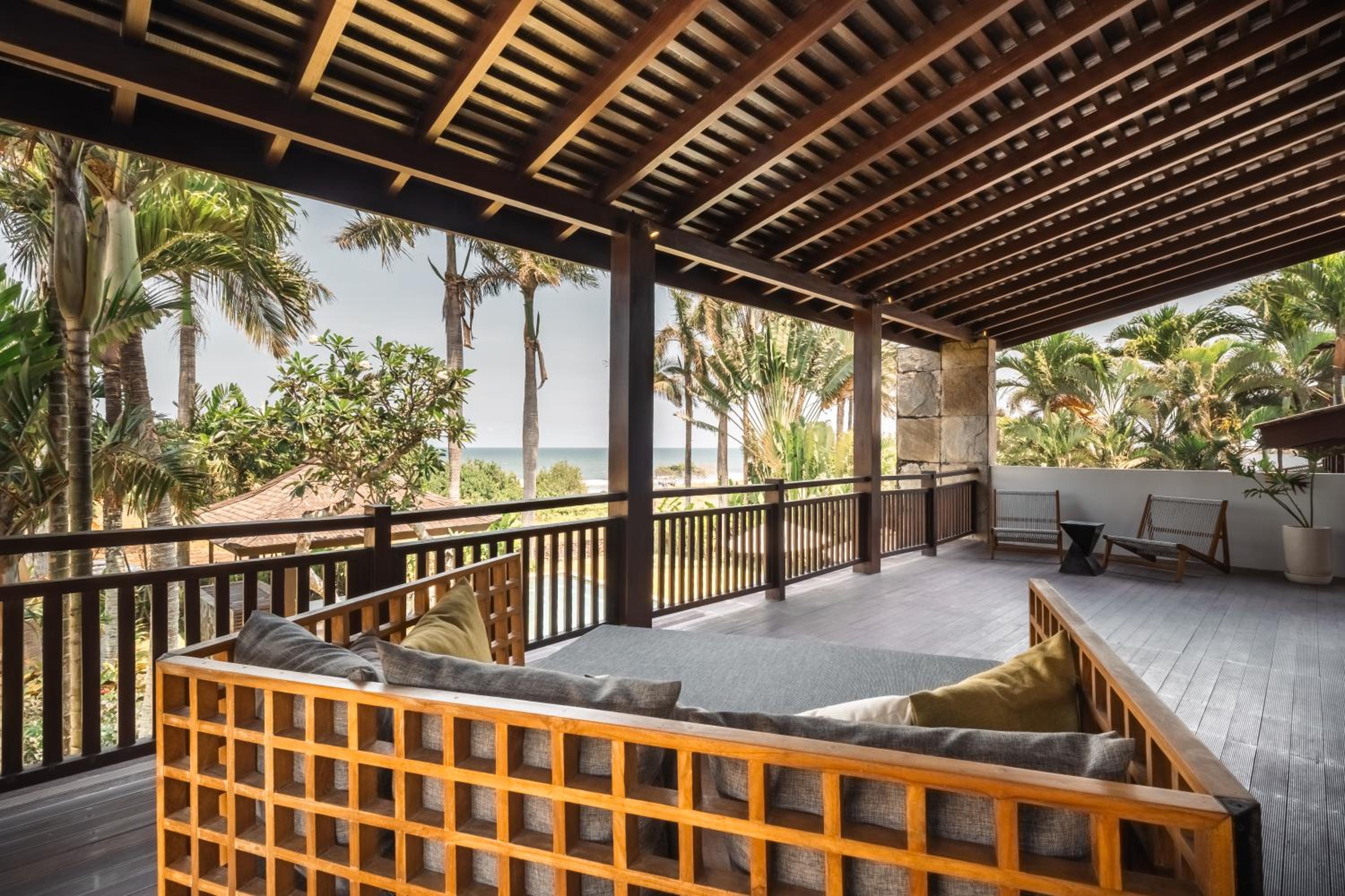 Oceanfront Luxury Villa in Beraban with Private Pool