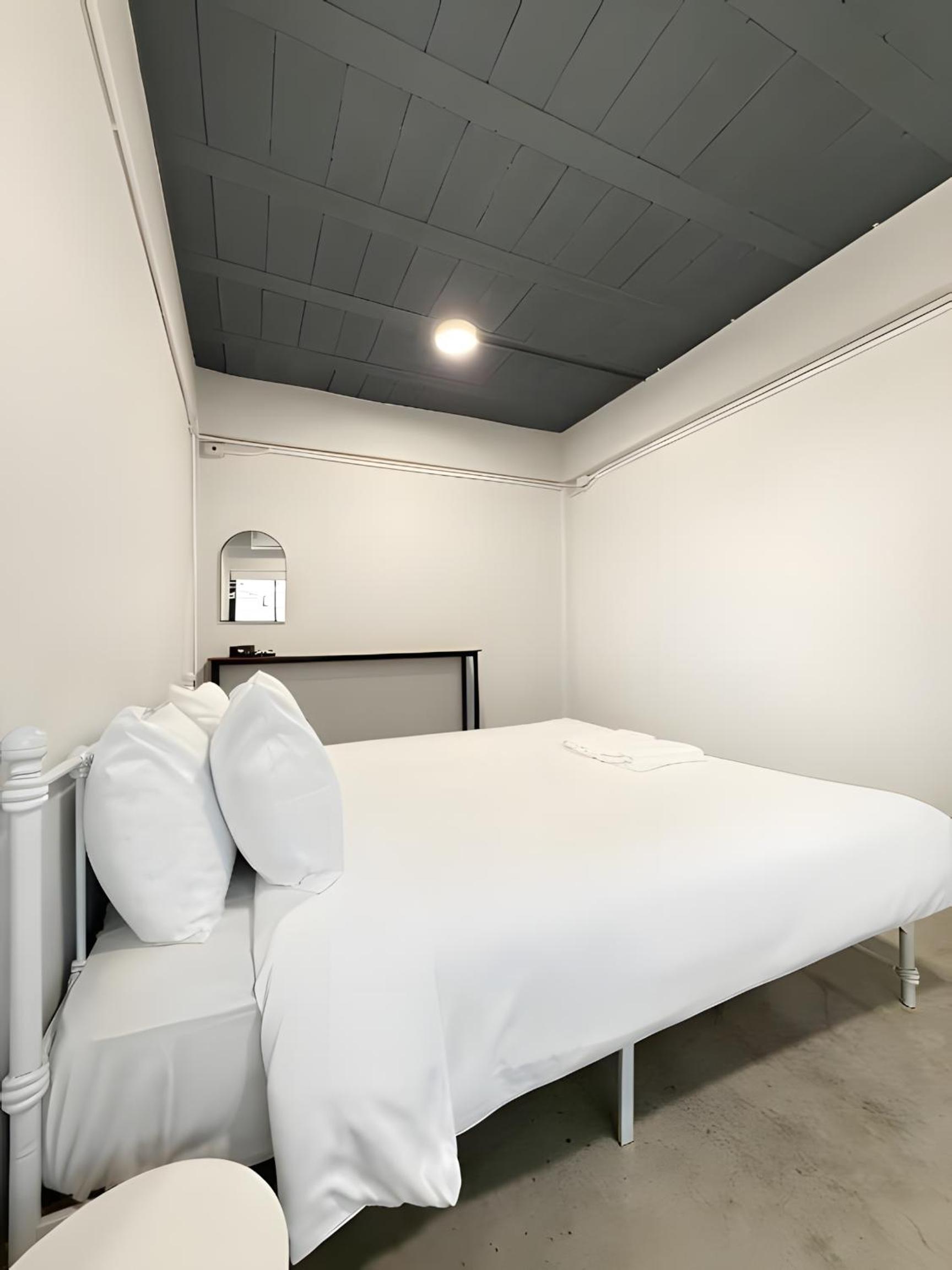xx Yellow Place Sukhumvit Soi 2 - เยลโล เพลส สุขุมวิทซอย 2