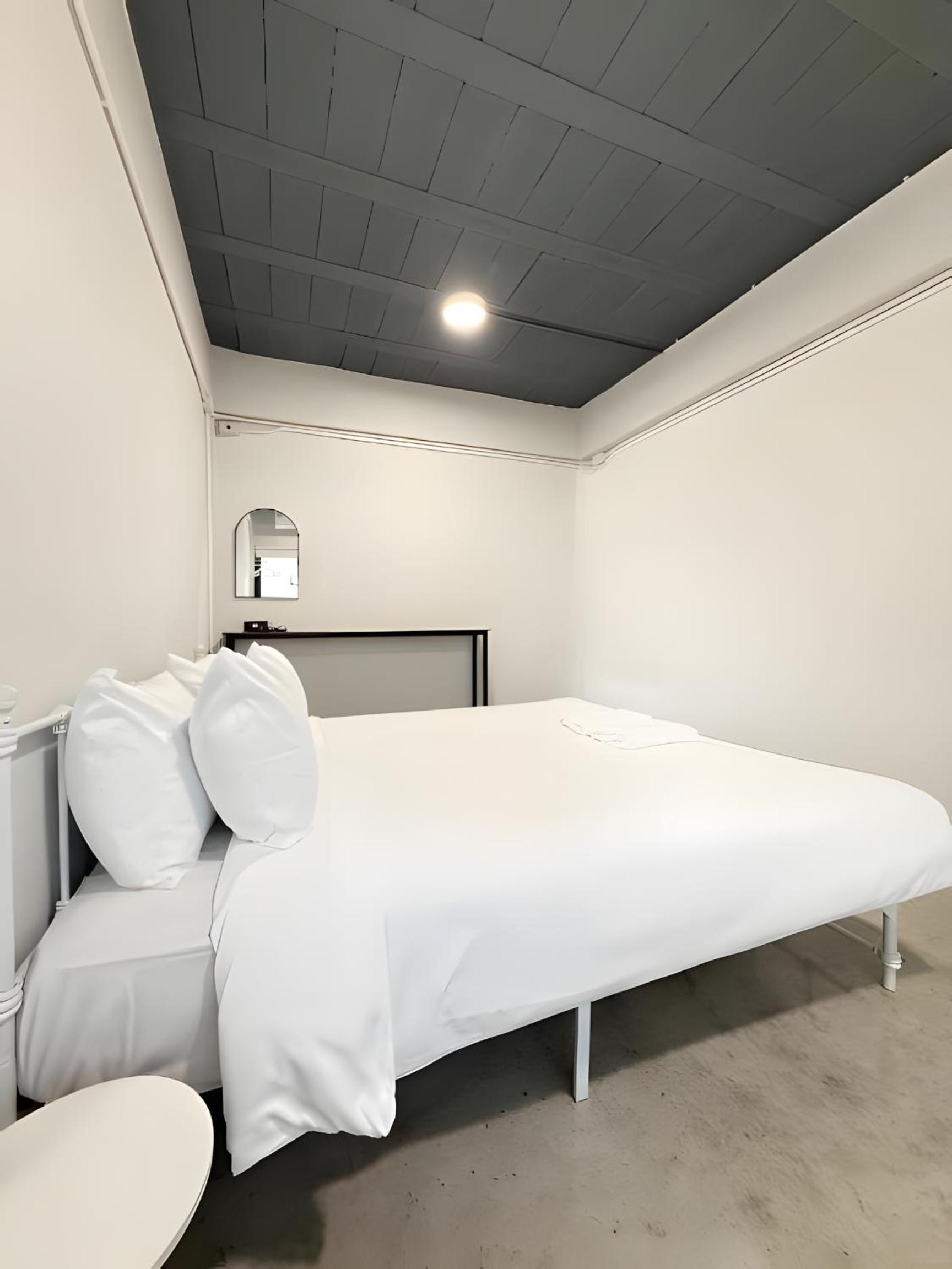 xx Yellow Place Sukhumvit Soi 2 - เยลโล เพลส สุขุมวิทซอย 2