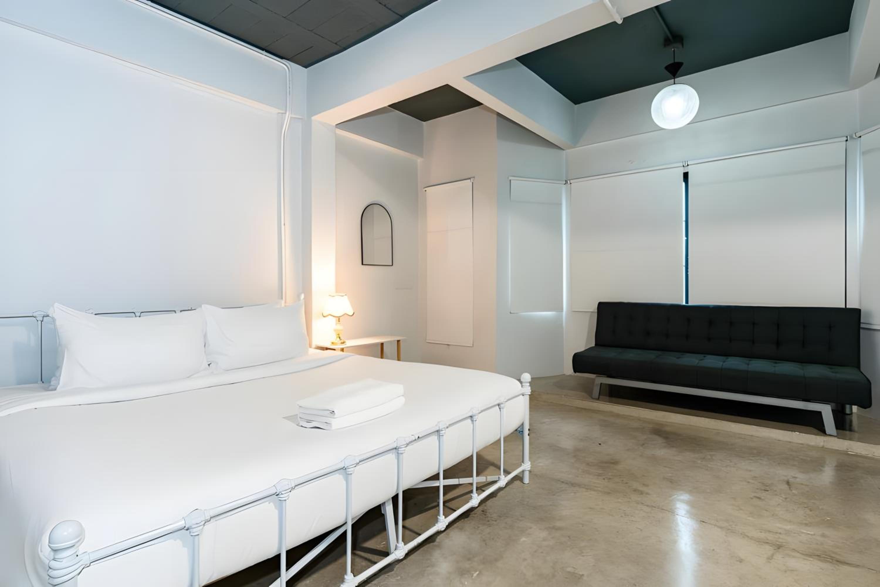 xx Yellow Place Sukhumvit Soi 2 - เยลโล เพลส สุขุมวิทซอย 2