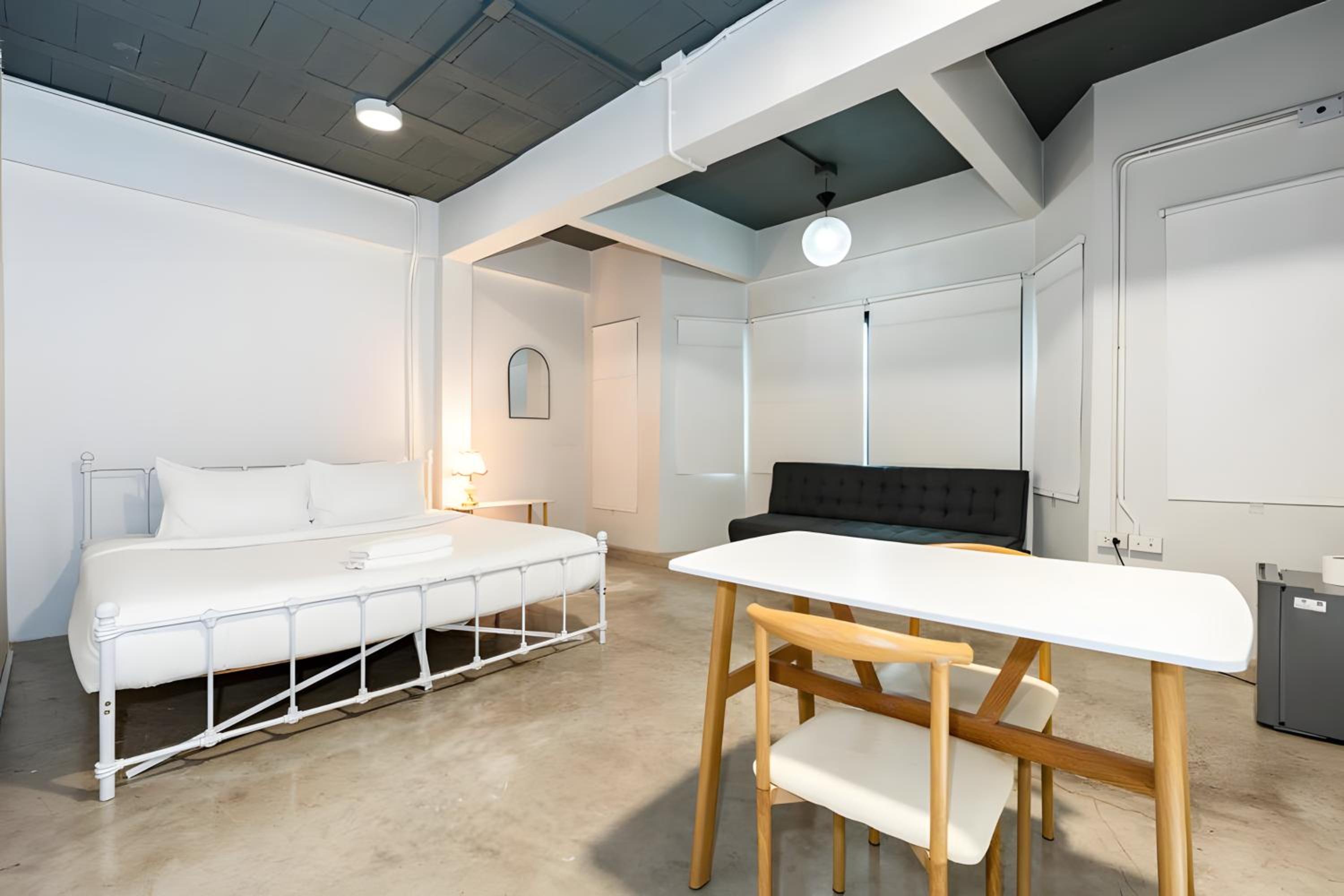 xx Yellow Place Sukhumvit Soi 2 - เยลโล เพลส สุขุมวิทซอย 2