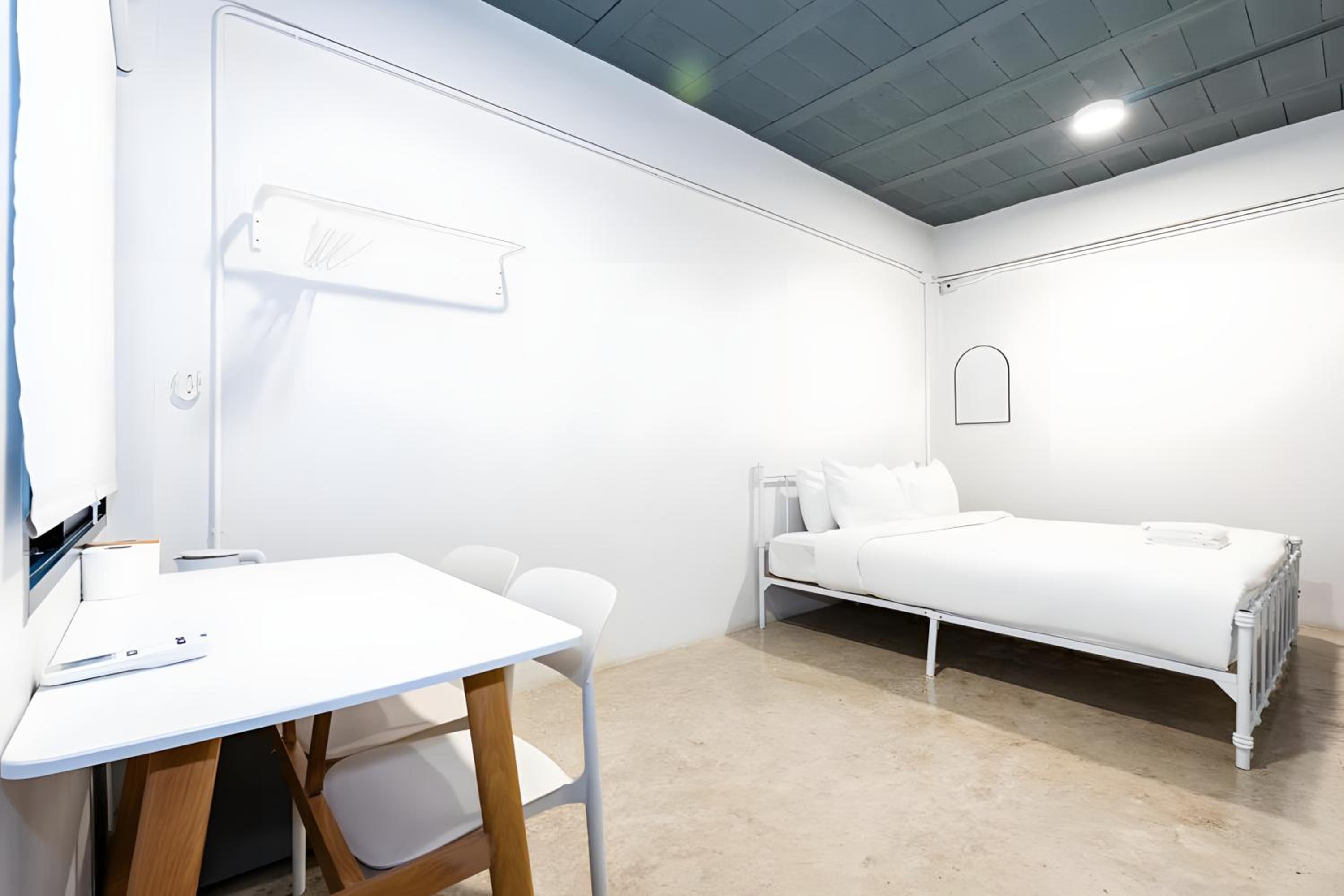 xx Yellow Place Sukhumvit Soi 2 - เยลโล เพลส สุขุมวิทซอย 2