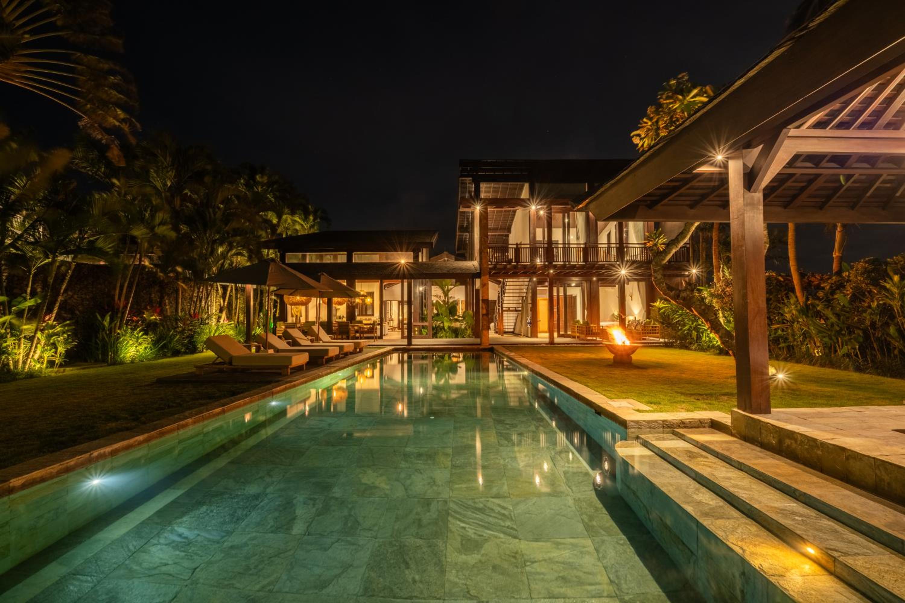 Oceanfront Luxury Villa in Beraban with Private Pool