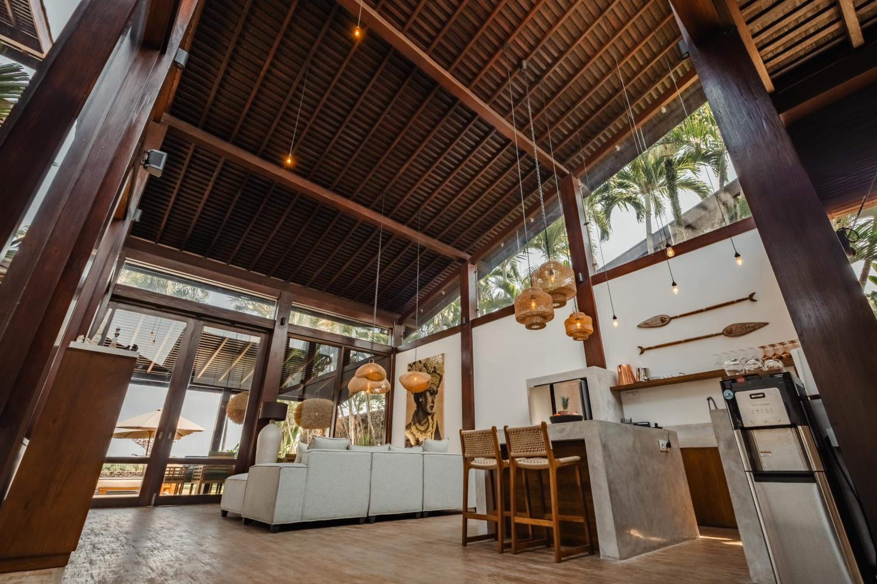 Oceanfront Luxury Villa in Beraban with Private Pool