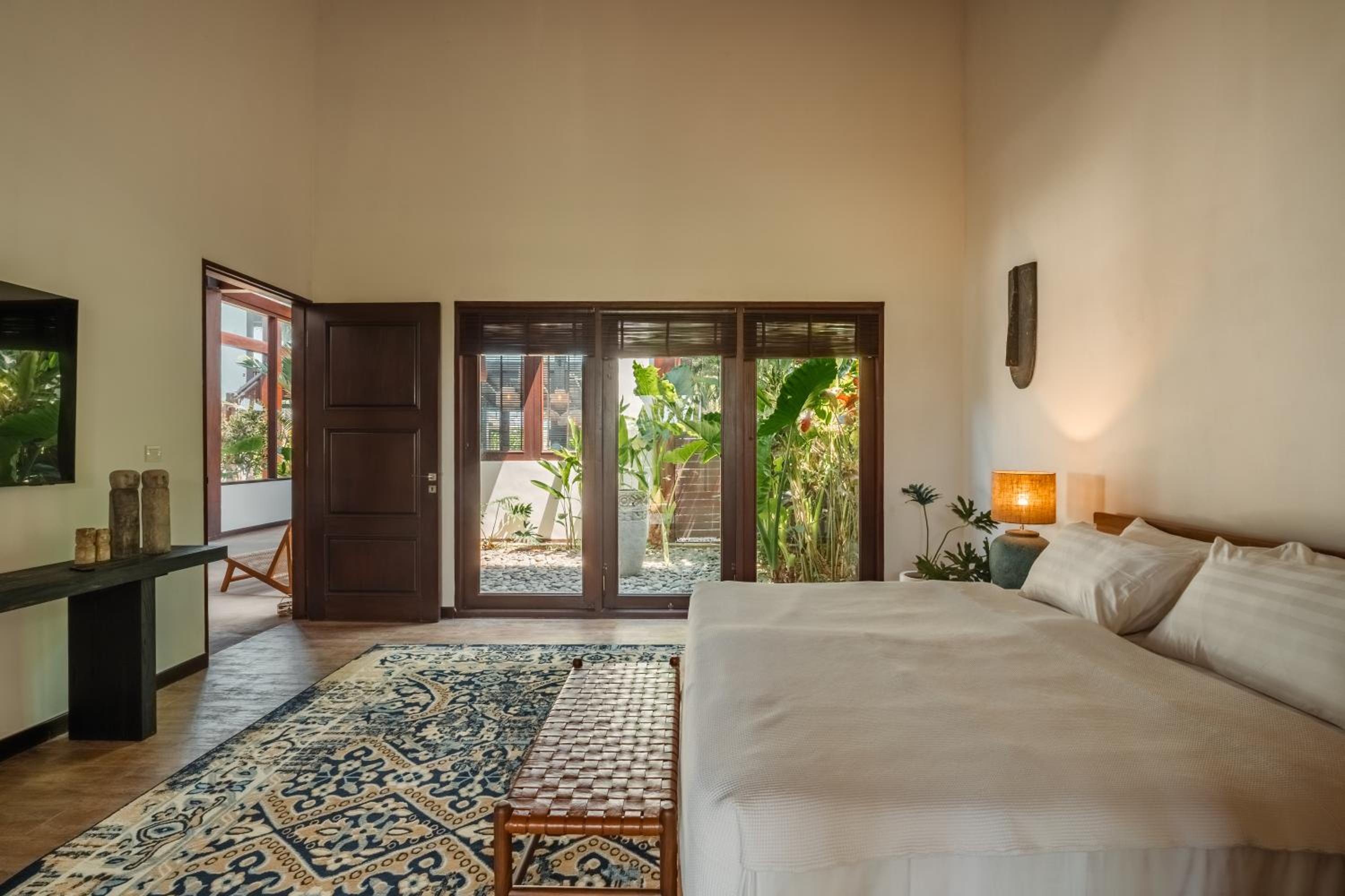 Oceanfront Luxury Villa in Beraban with Private Pool