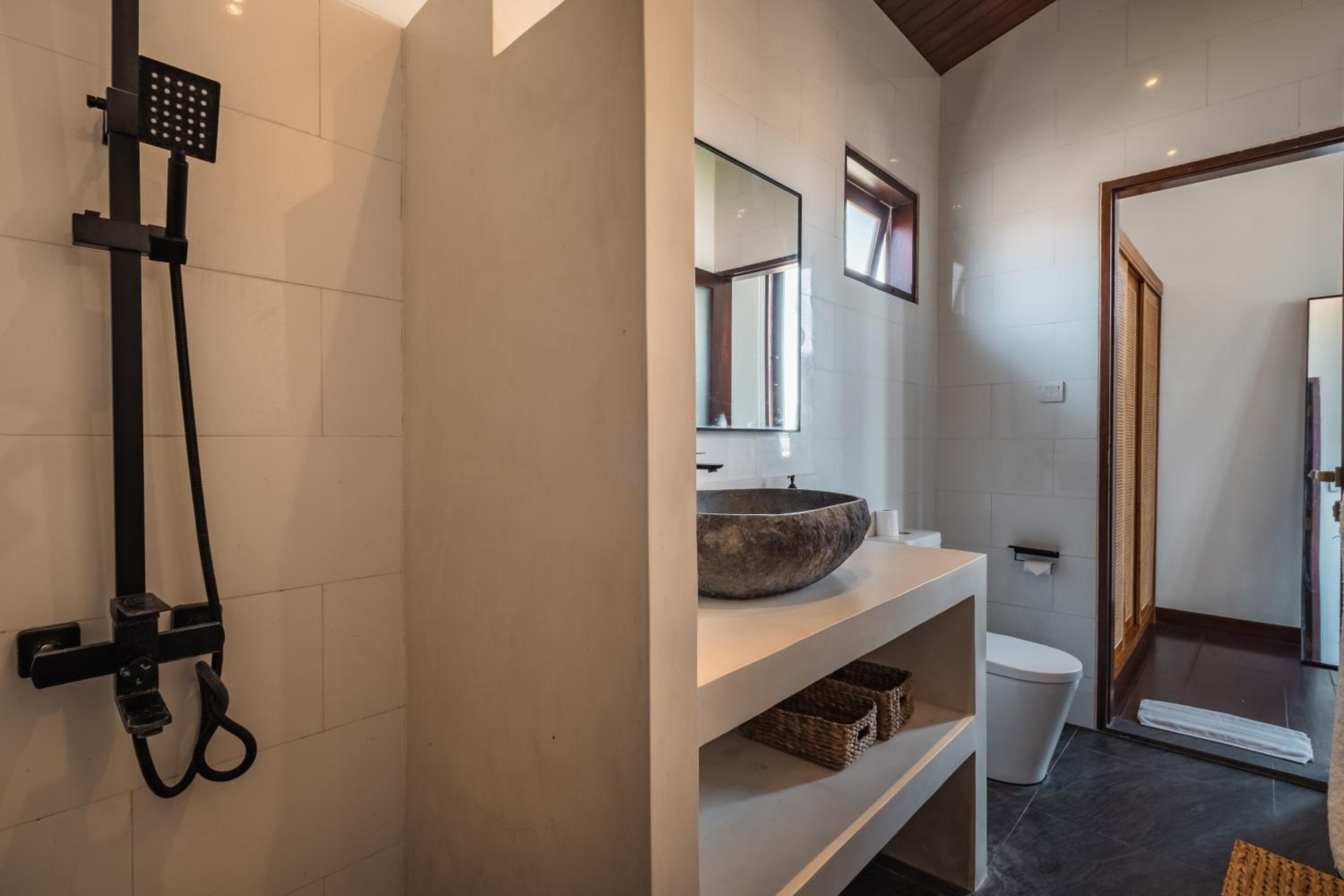 Oceanfront Luxury Villa in Beraban with Private Pool