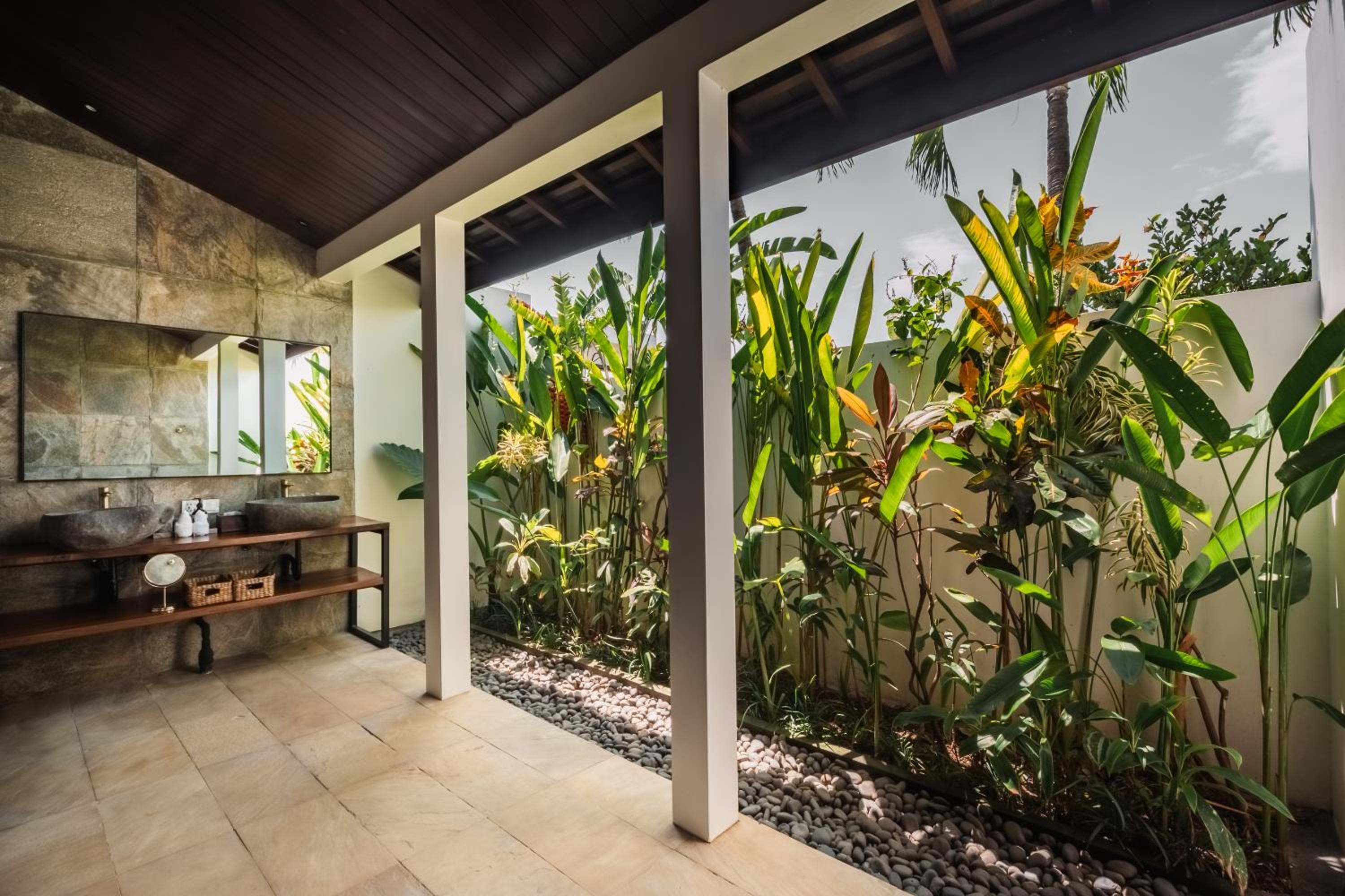 Oceanfront Luxury Villa in Beraban with Private Pool