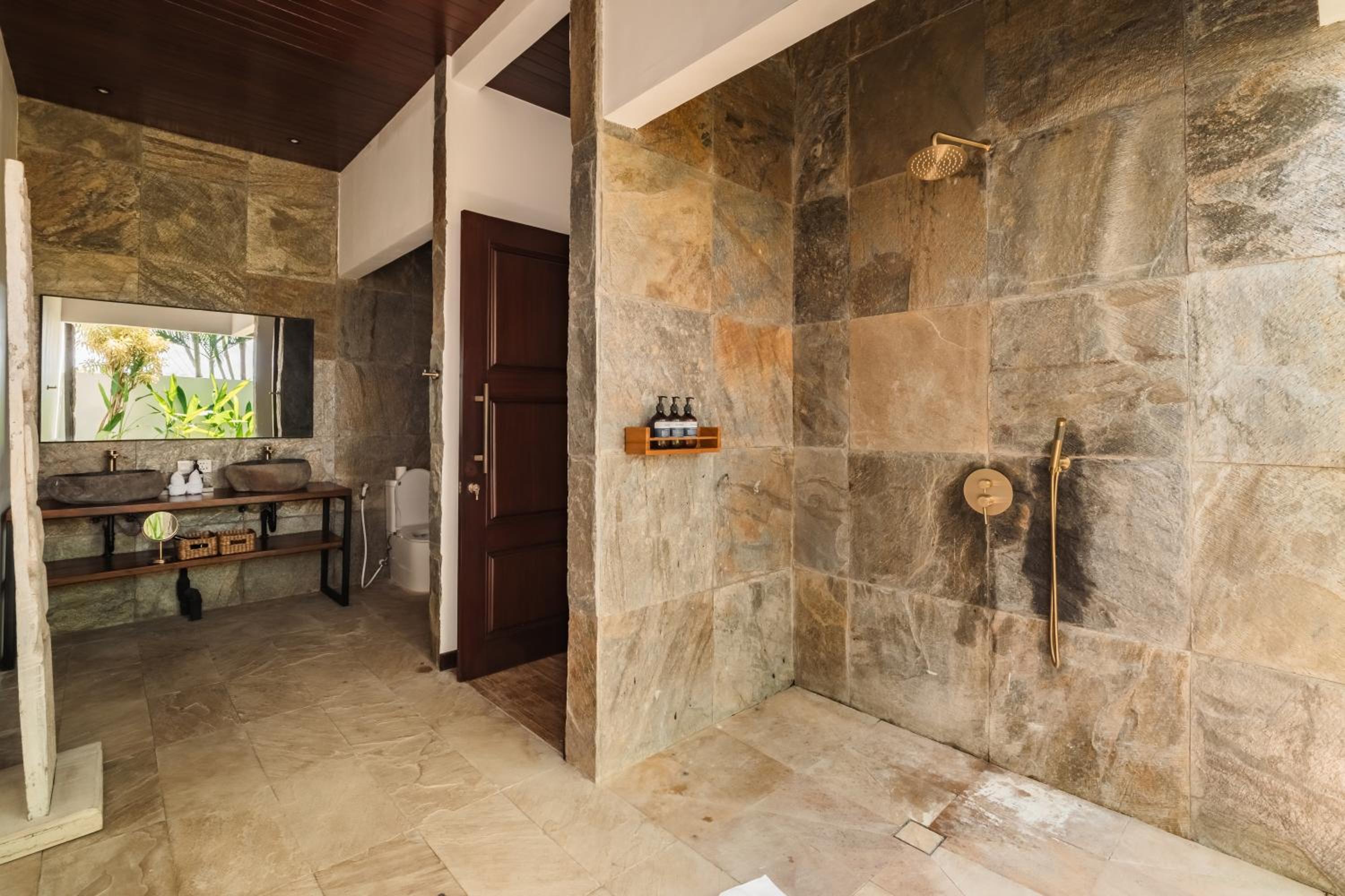 Oceanfront Luxury Villa in Beraban with Private Pool