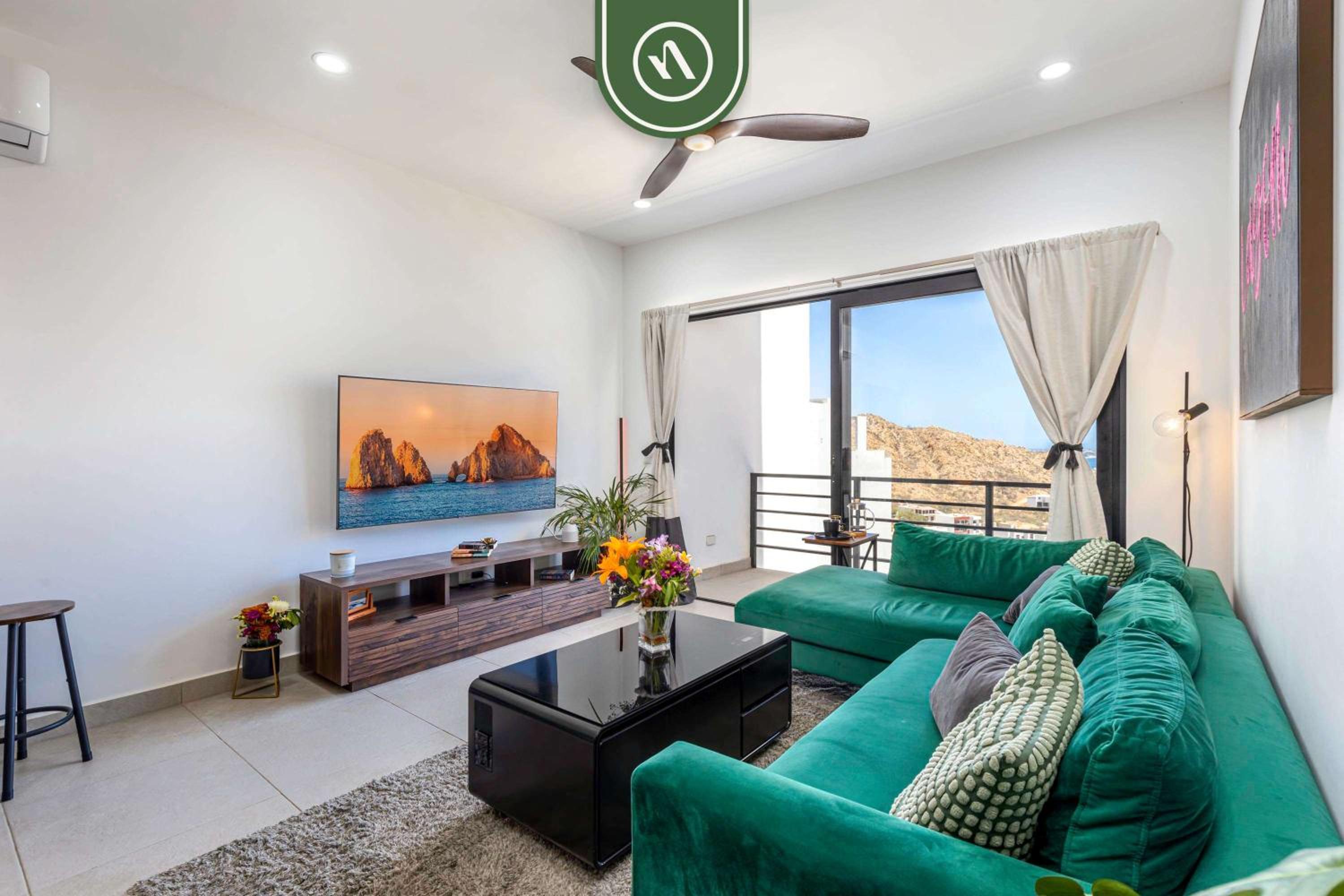 Amazing 2BR Condo with Rooftop pool - BBQ