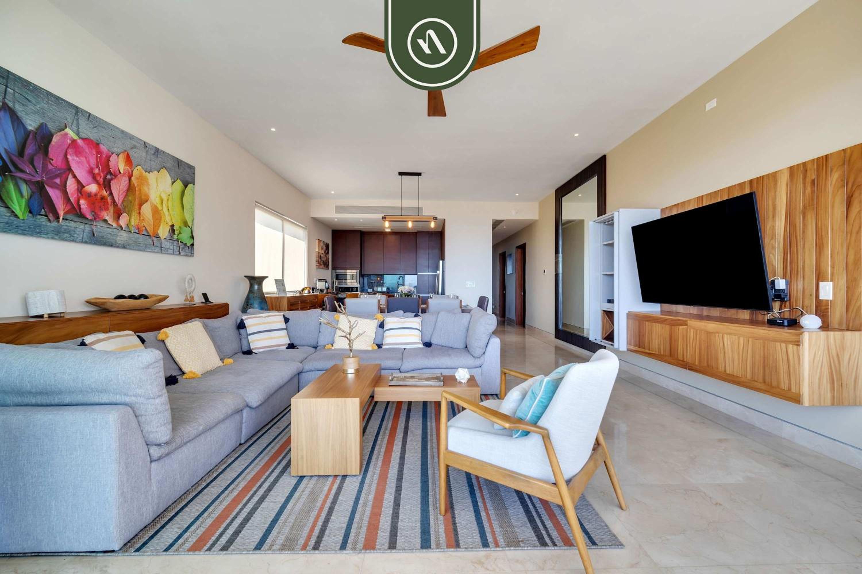 Oceanview 3 BR Condo - Pool - View of the Desert