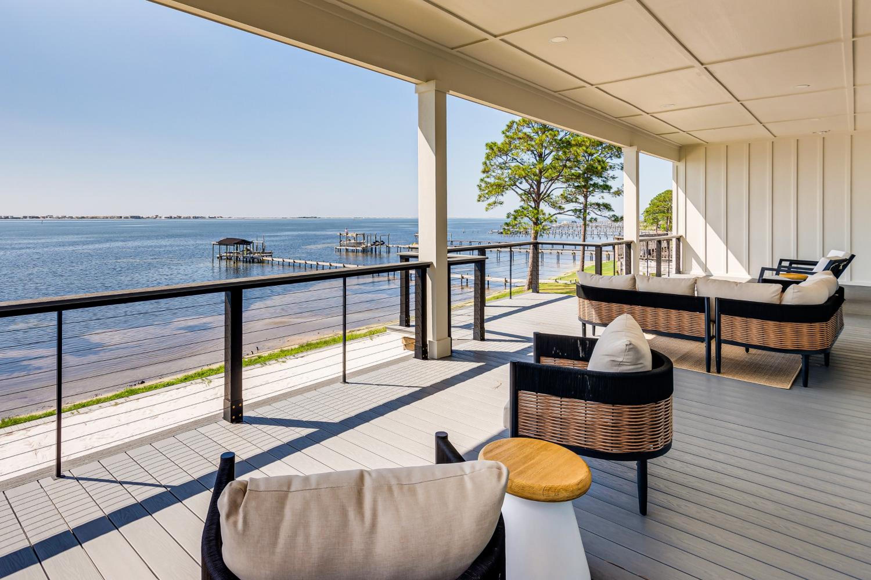 Private Beach and Bay View Luxury Navarre Escape!