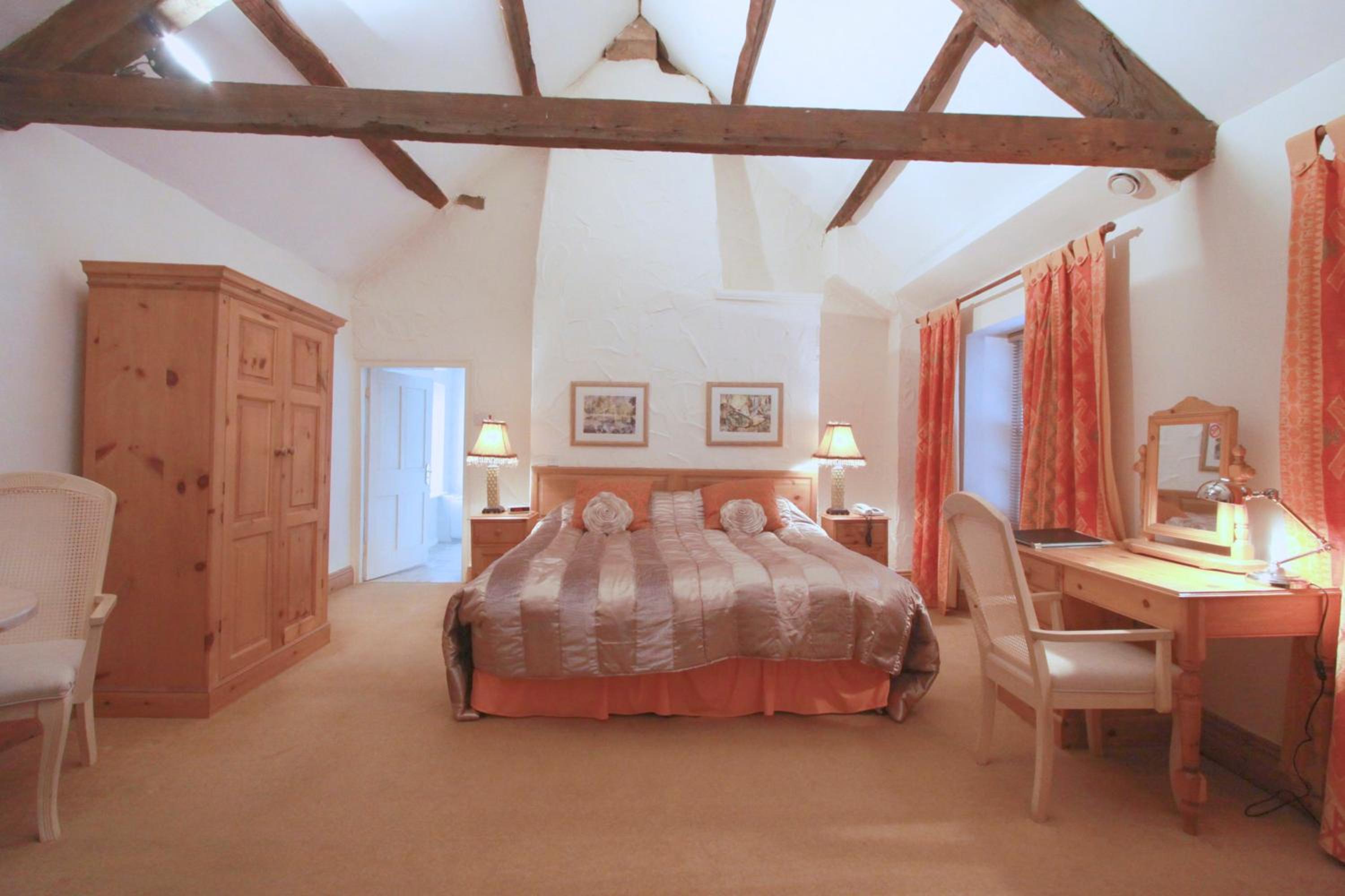 Haltwhistle Vacations - Centre Of Britain Hotel - Property Image 32