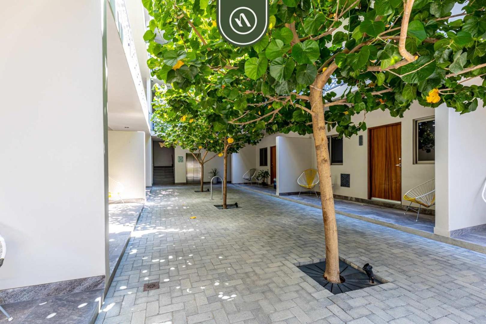 Centric 1BR Condo in Downtown Cabo - Rooftop Pool