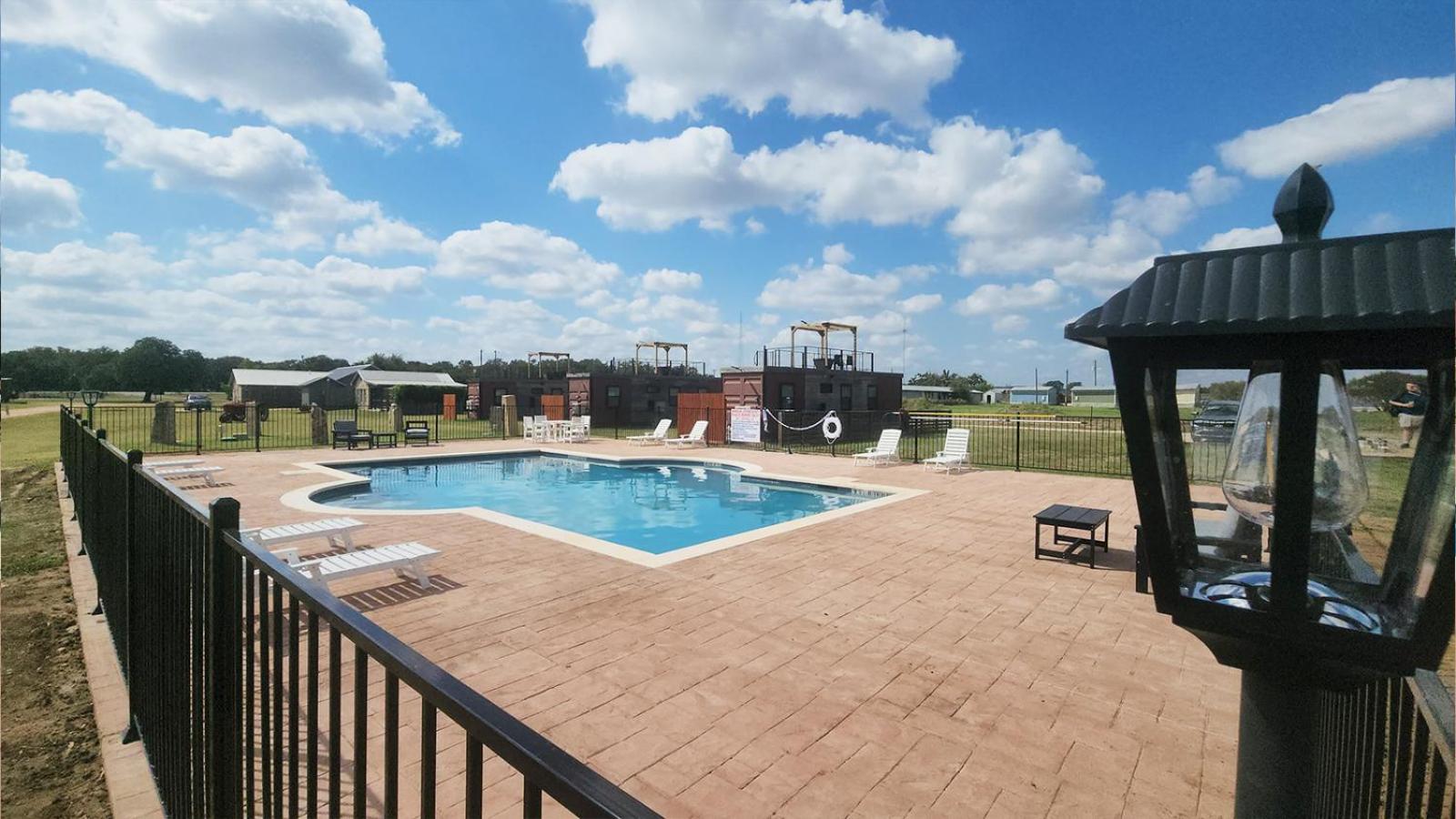 Exclusive Wine Country Stay Pool, Firepit & Games