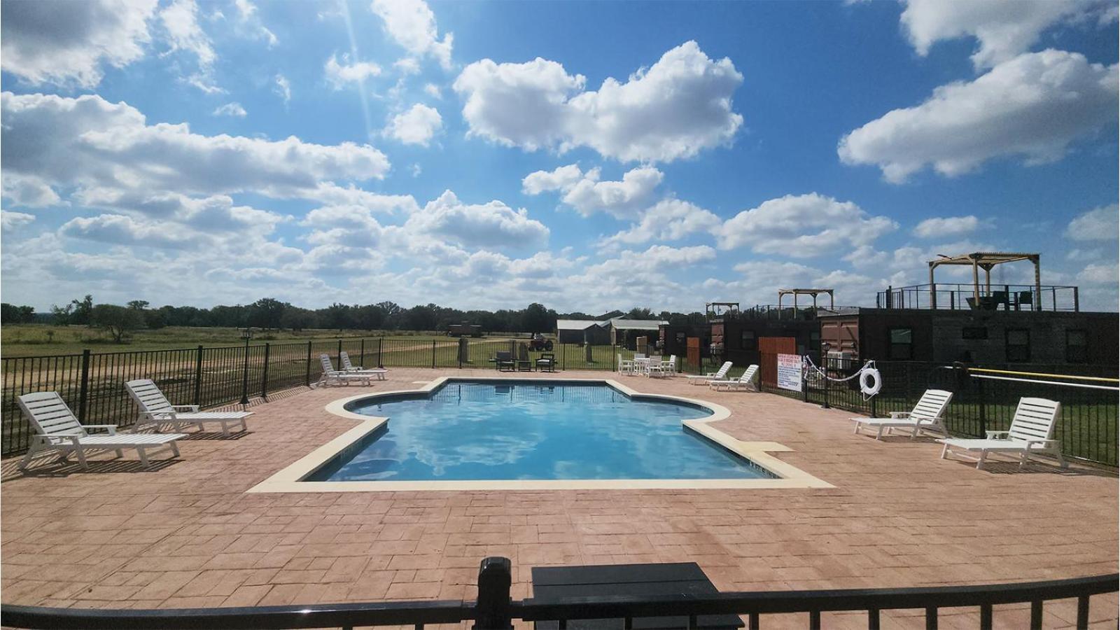 Exclusive Wine Country Stay Pool, Firepit & Games