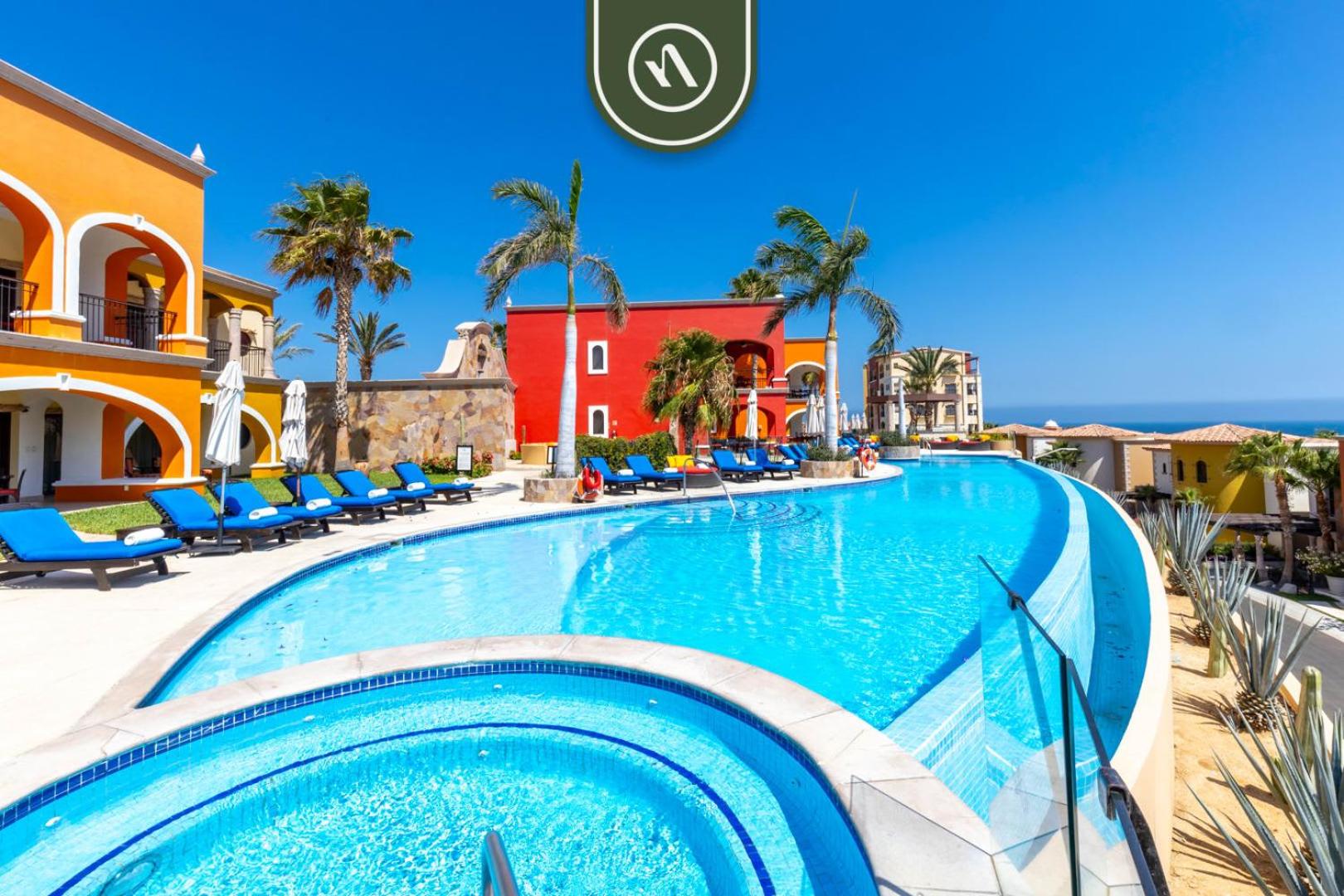 2BR Condo with Private Terrace - Ocean View - Pool