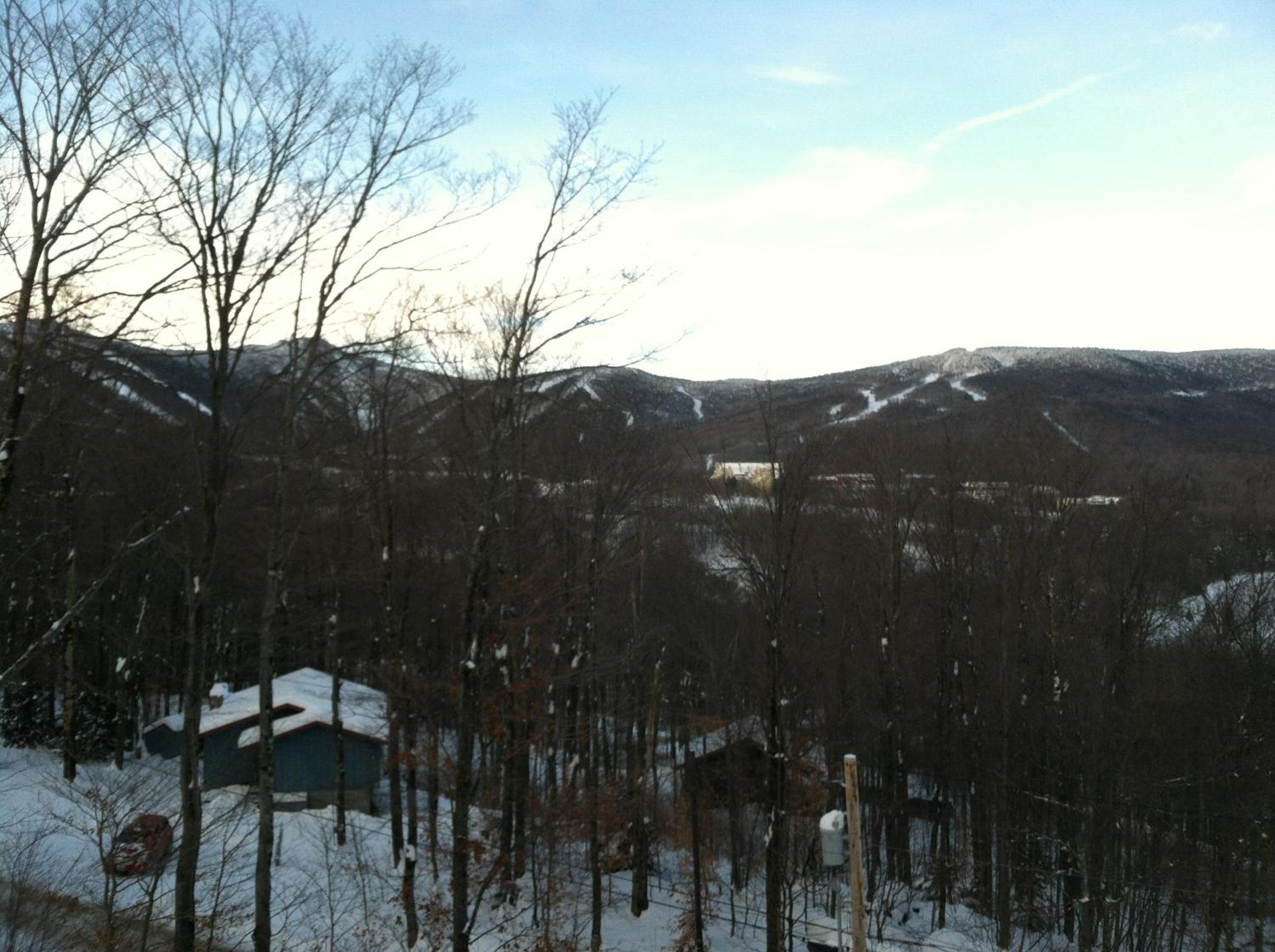 Big Boulder at Killington - Renovated Home with Hot Tub, Sauna, and Views