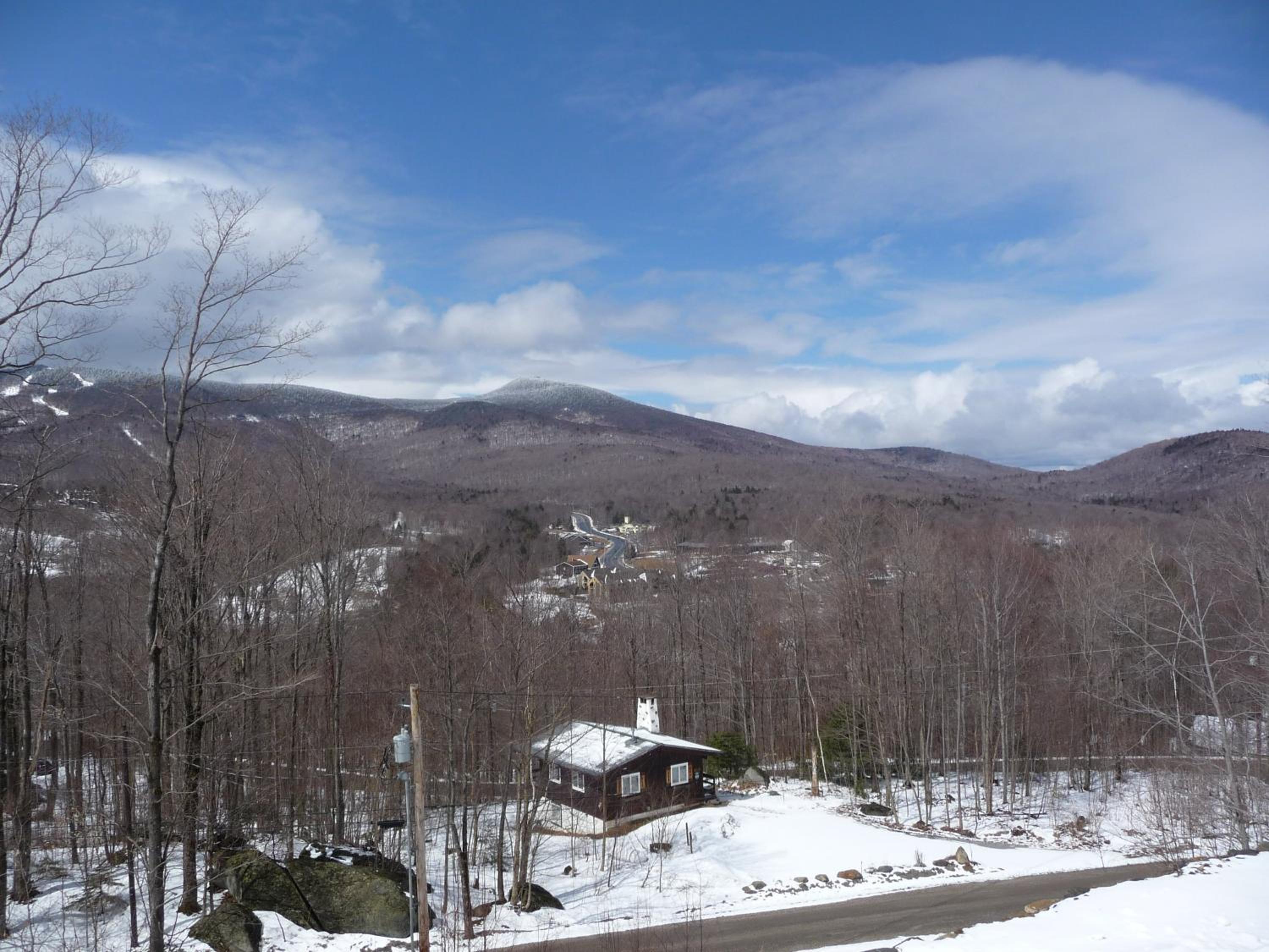 Big Boulder at Killington - Renovated Home with Hot Tub, Sauna, and Views