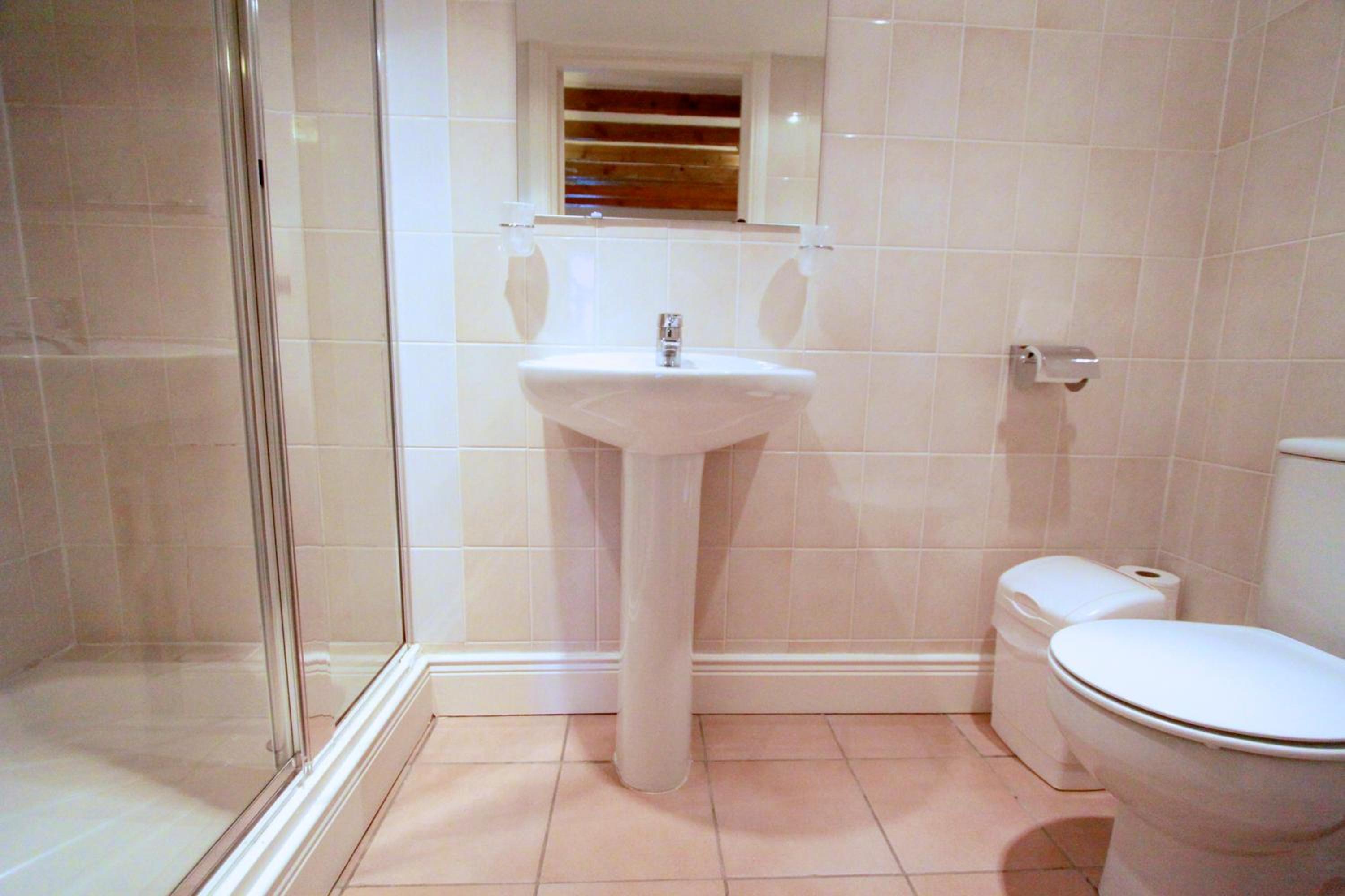 Haltwhistle Vacations - Centre Of Britain Hotel - Property Image 26
