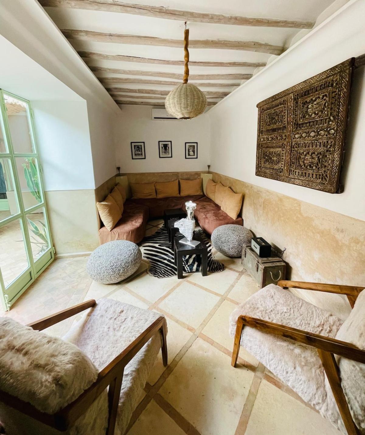 Riad Birdy, Charmant et privatif, Piscine, Rooftop, 6 suites, 2 salons, Wifi